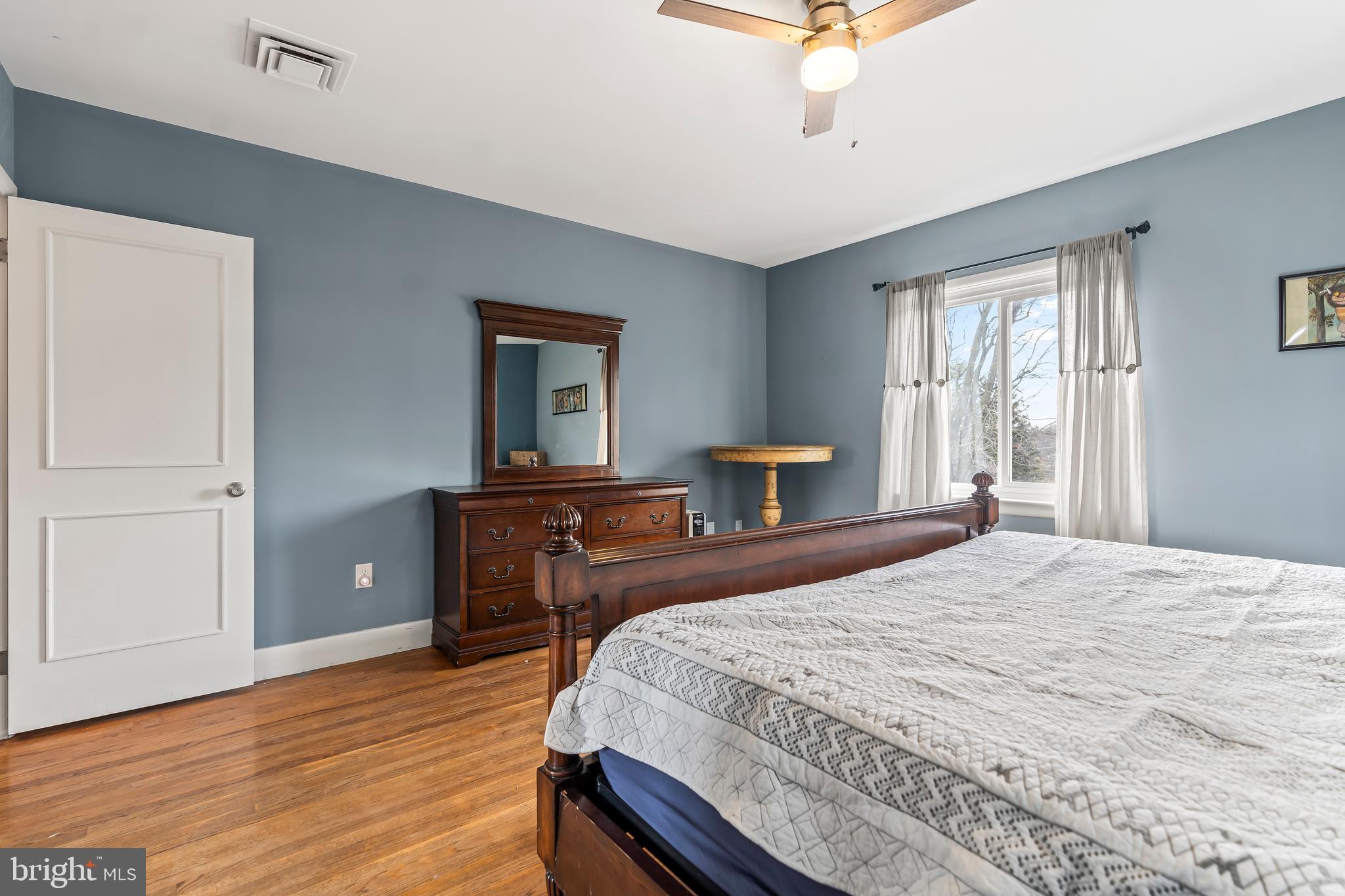 EASTLAND HILLS - Residential