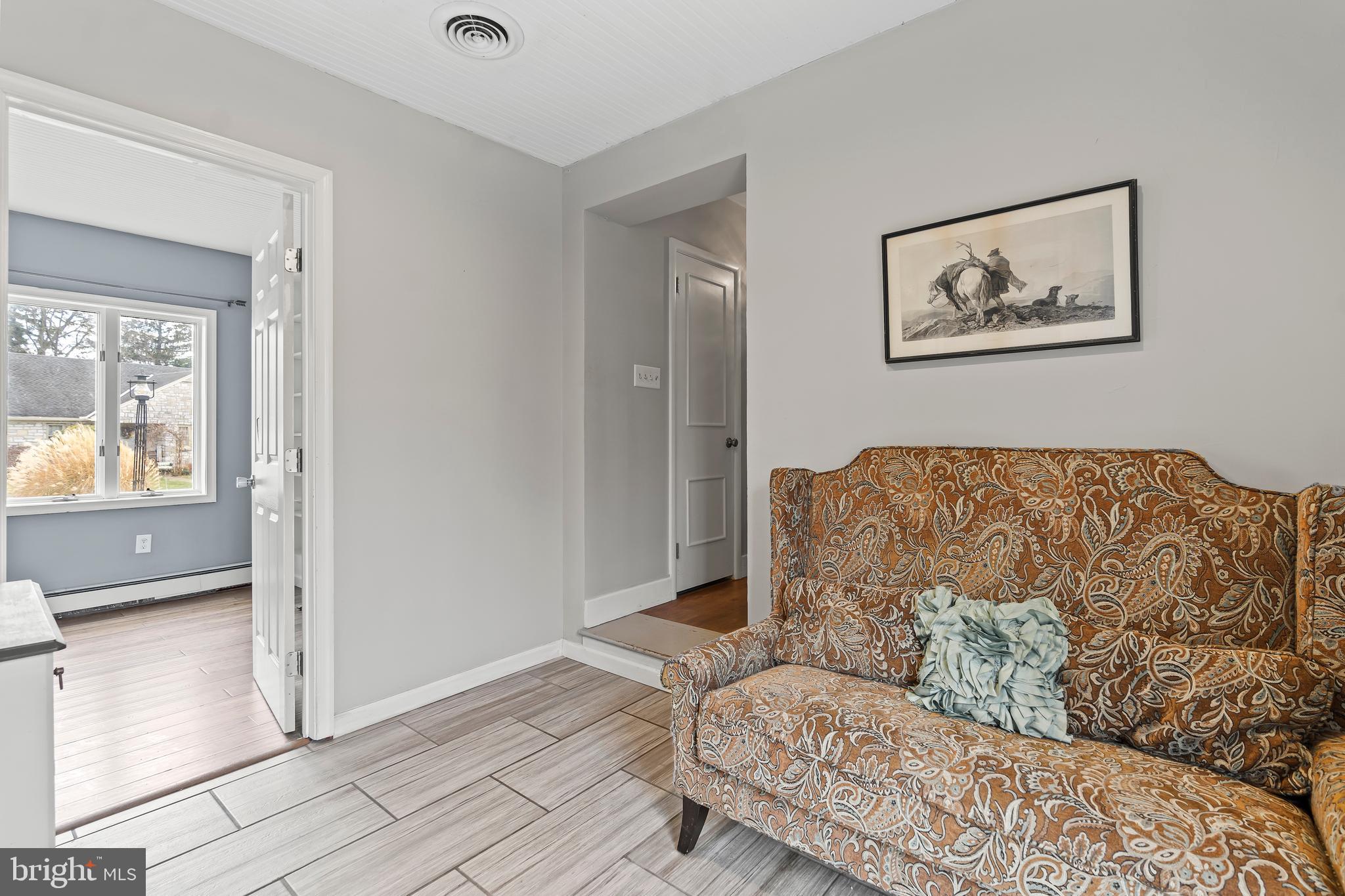 EASTLAND HILLS - Residential