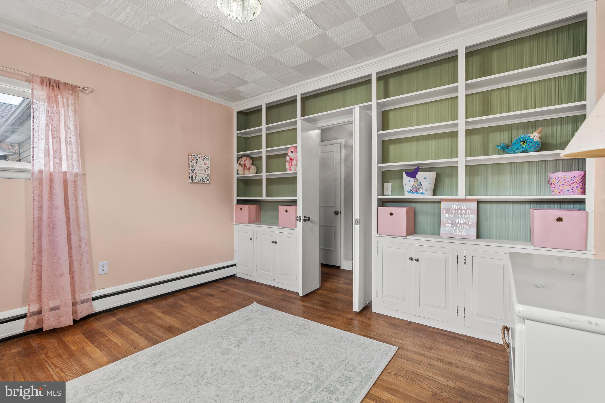 EASTLAND HILLS - Residential