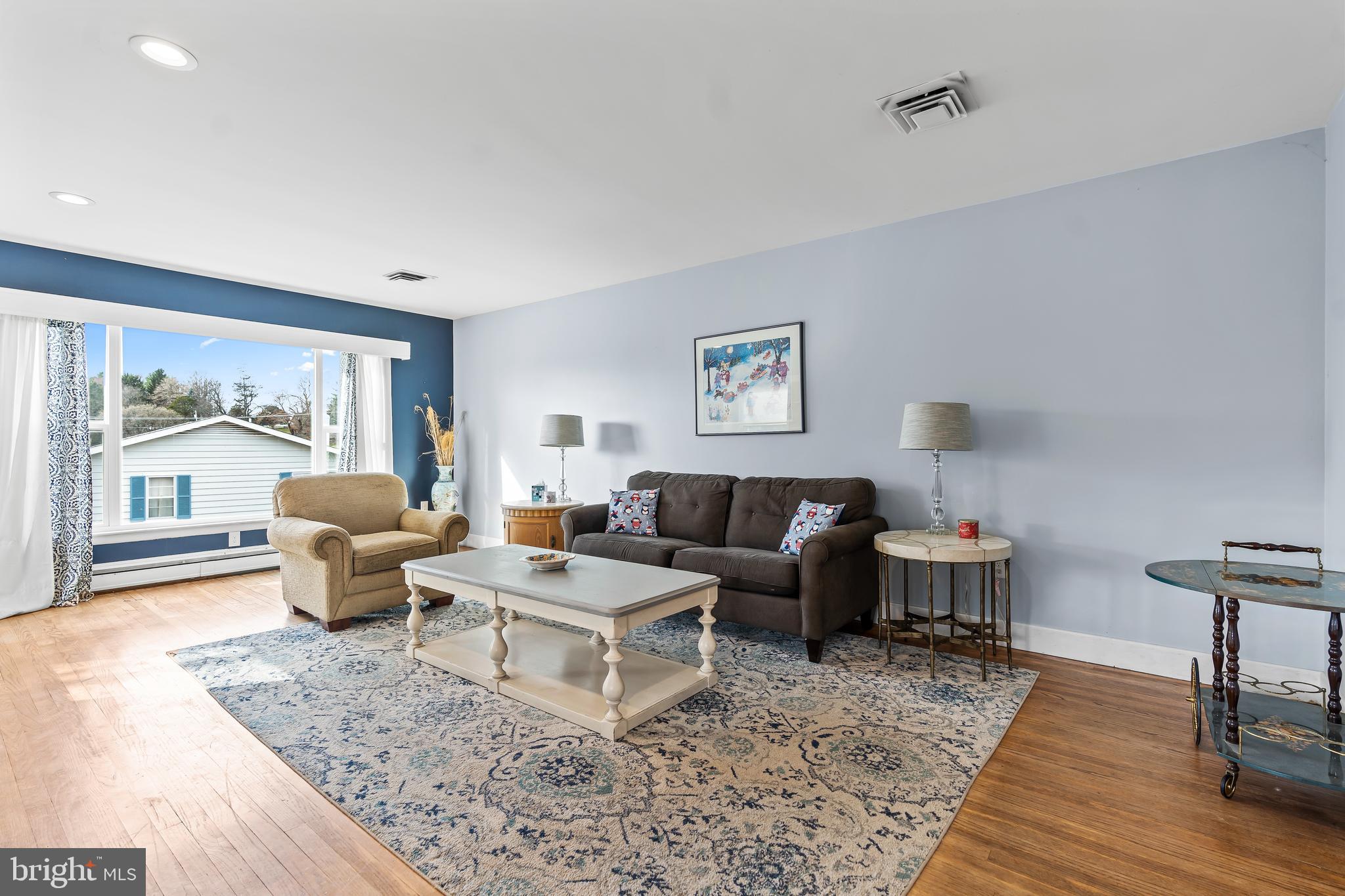 EASTLAND HILLS - Residential