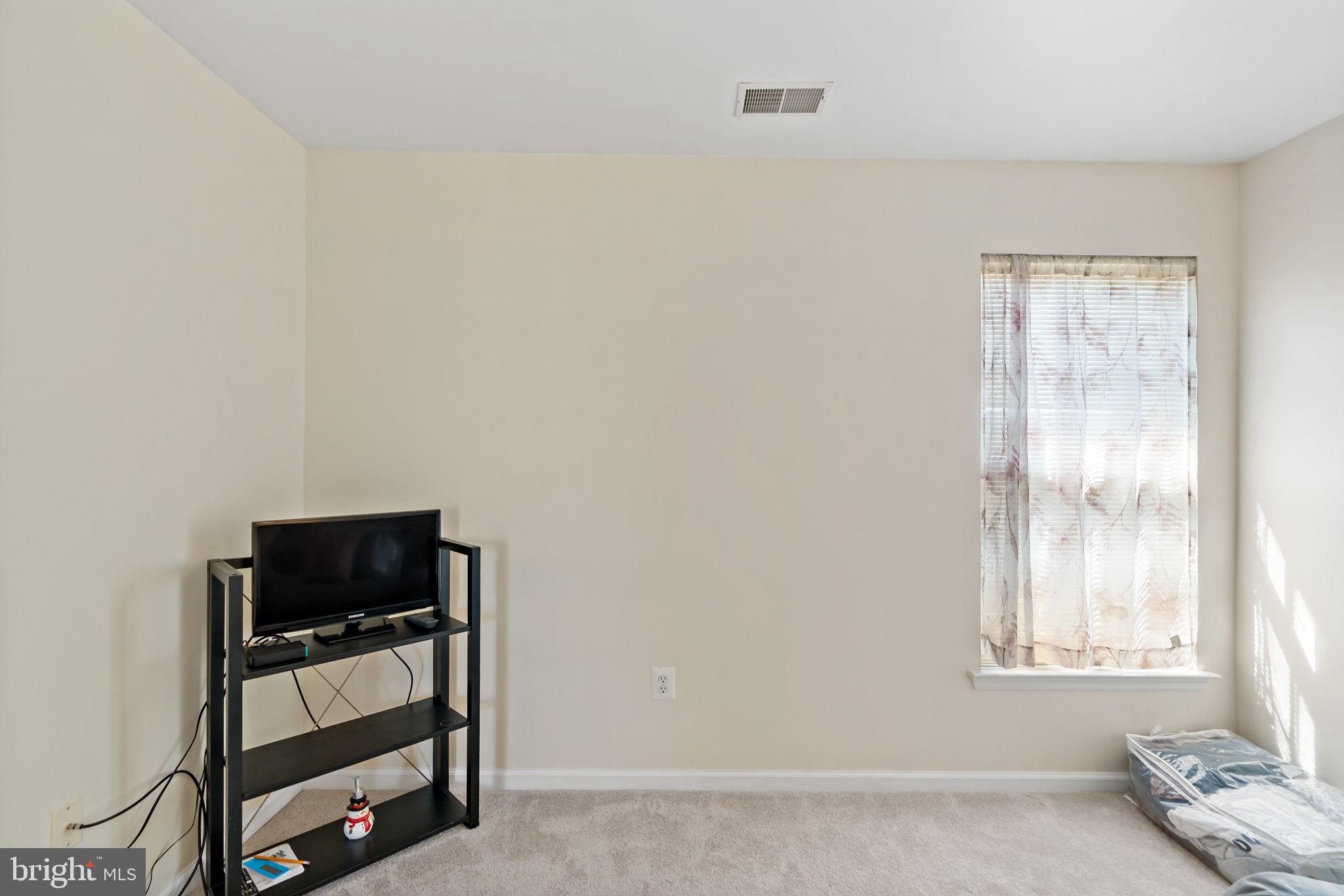 MADDEX FARM - Residential