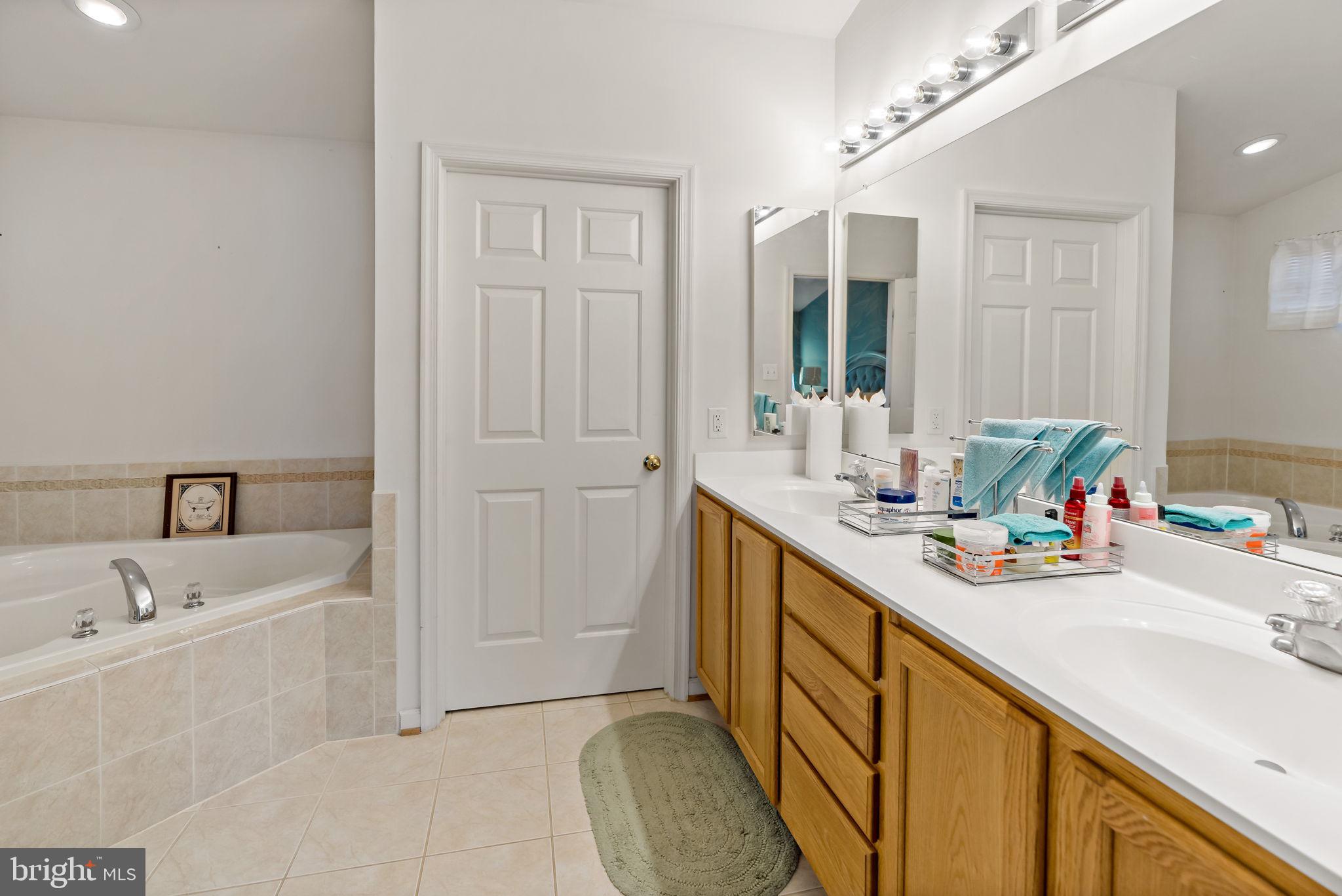 MADDEX FARM - Residential