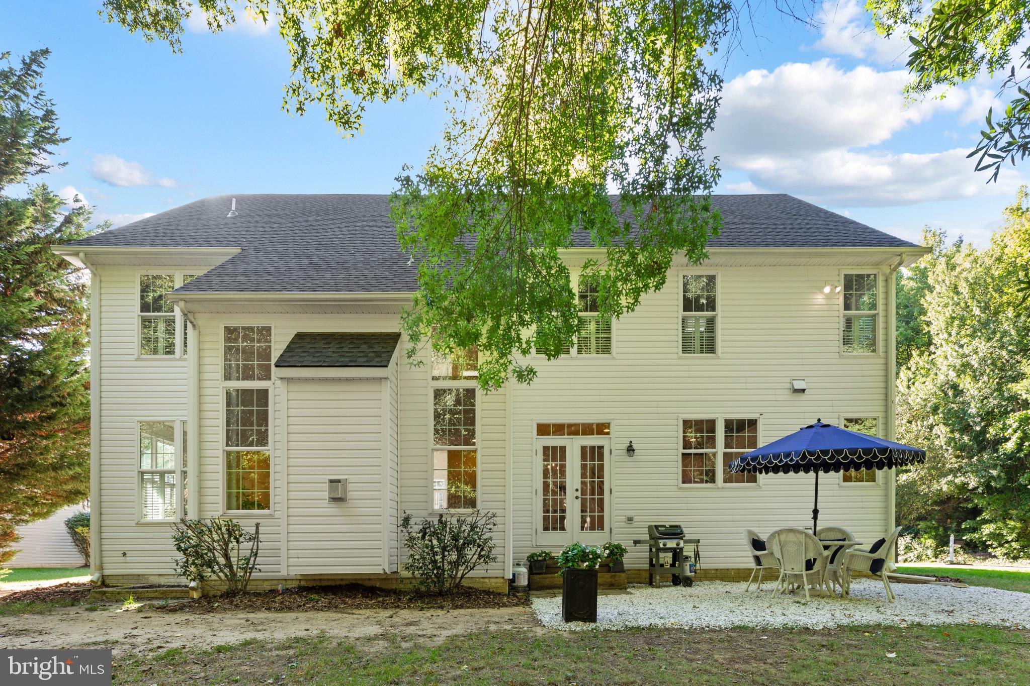 WHITEHALL MANOR - Residential