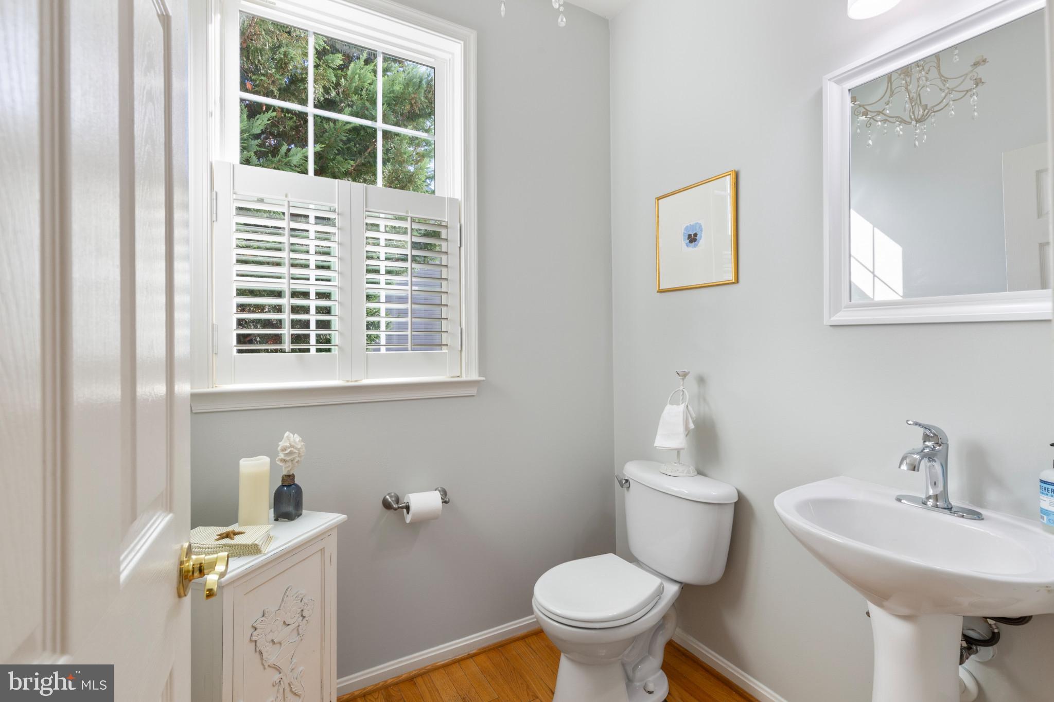 WHITEHALL MANOR - Residential