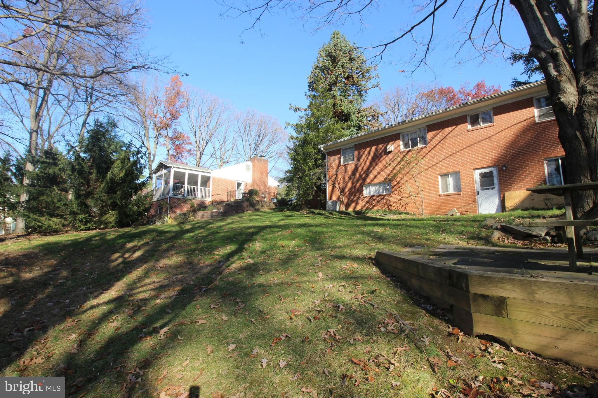 AYR HILL - Residential