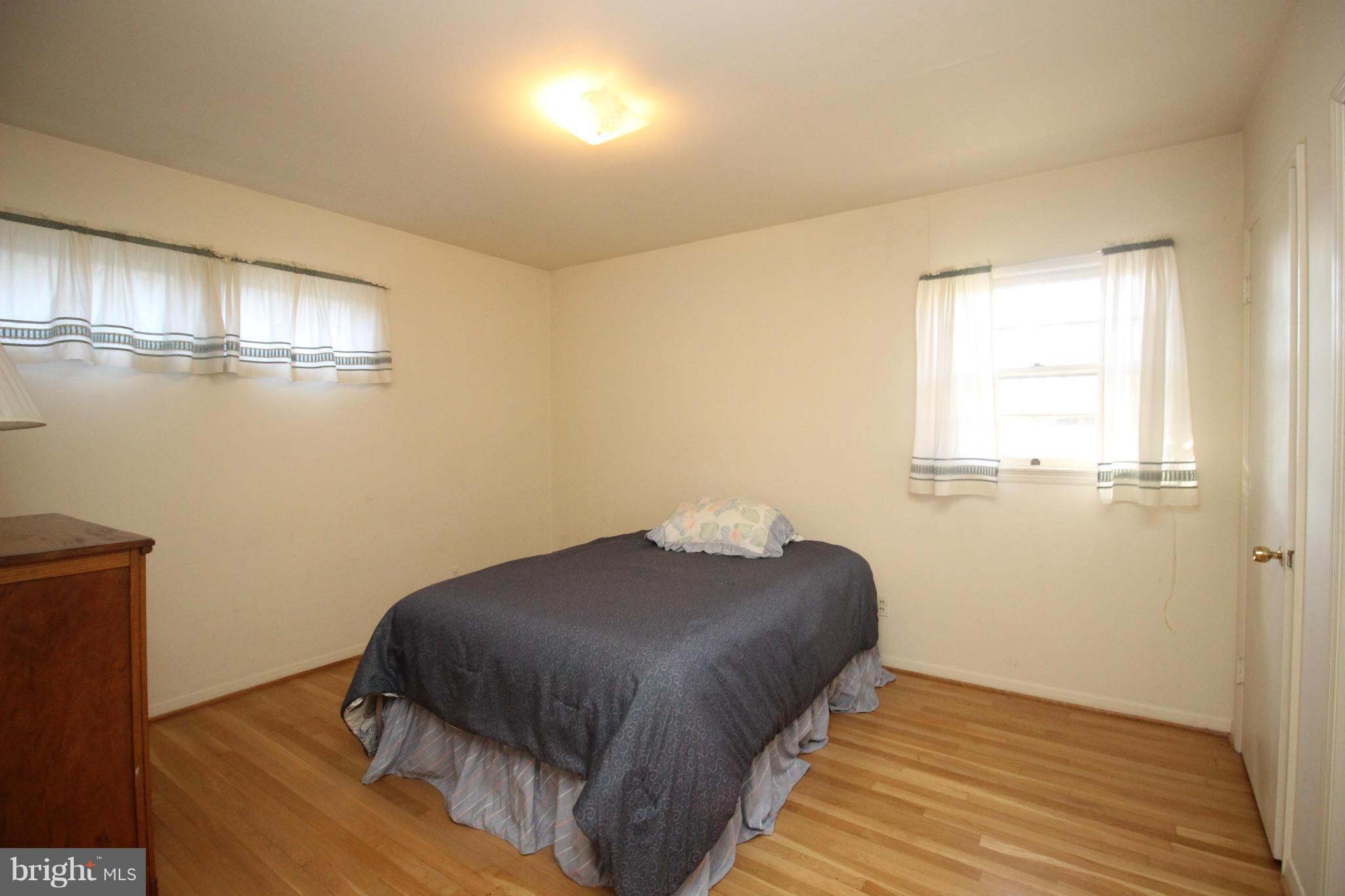 AYR HILL - Residential