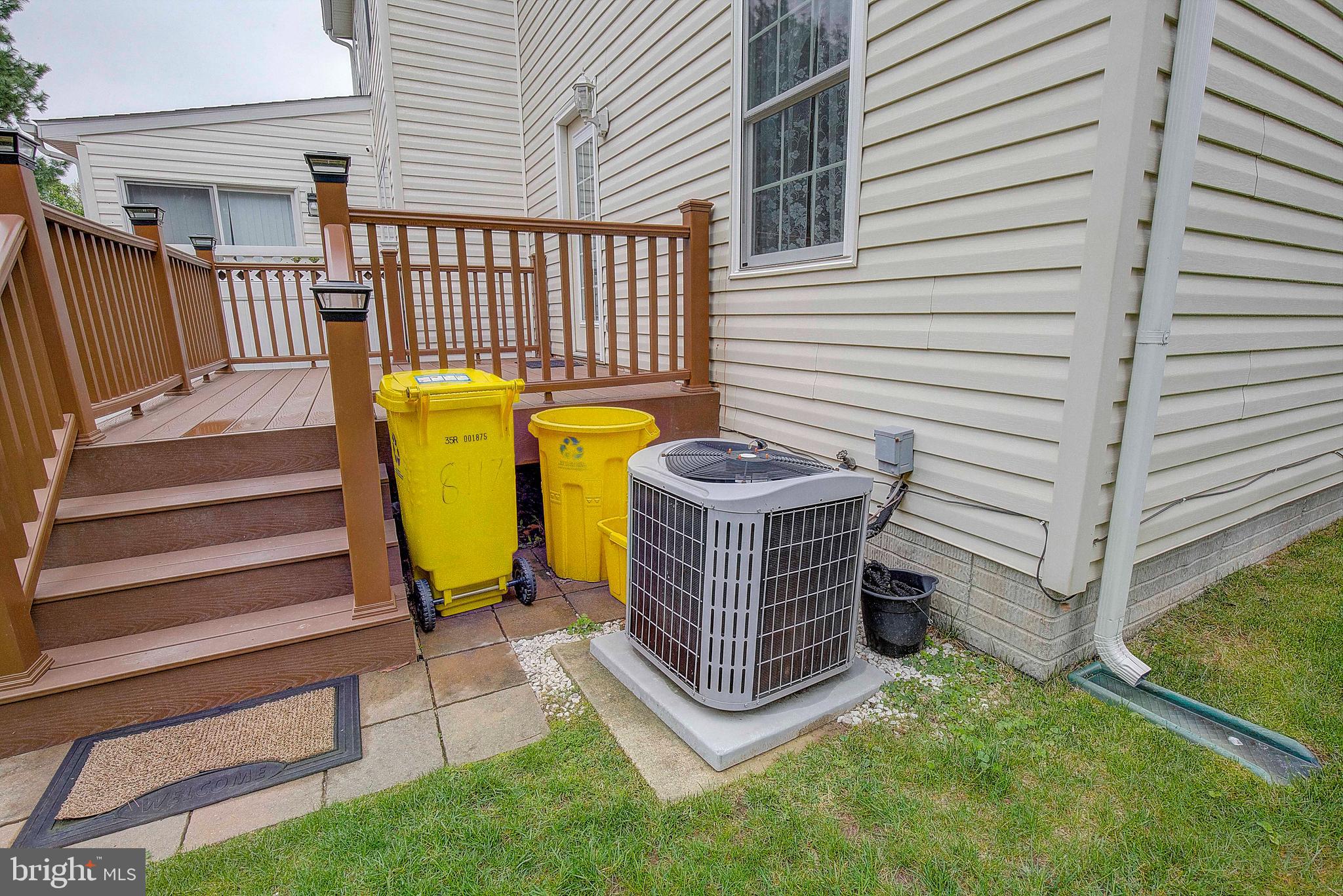 FARMINGTON VILLAGE - Residential