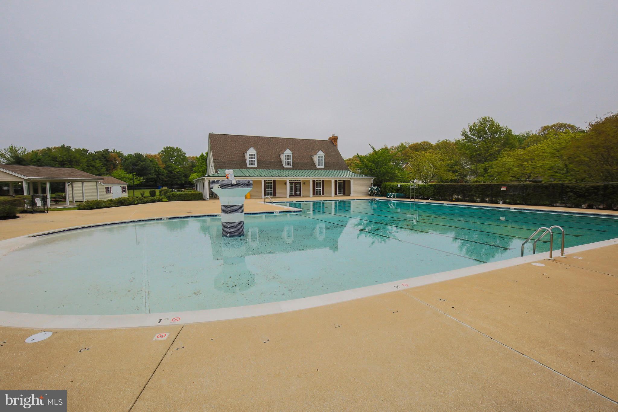 FARMINGTON VILLAGE - Residential