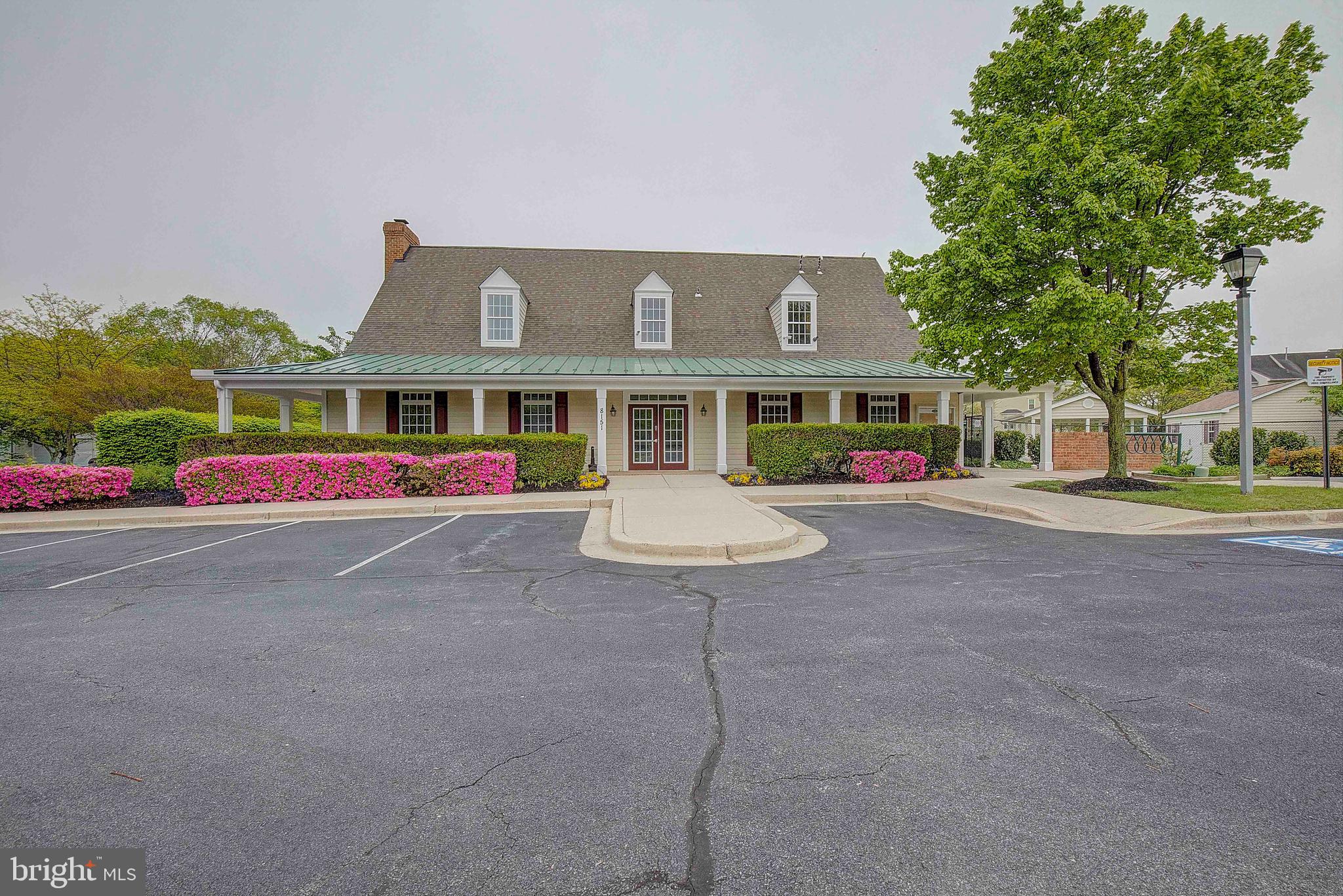 FARMINGTON VILLAGE - Residential