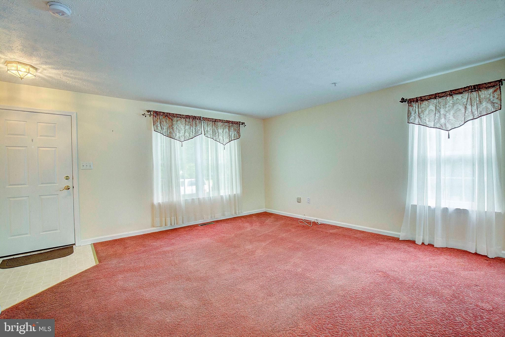 FARMINGTON VILLAGE - Residential