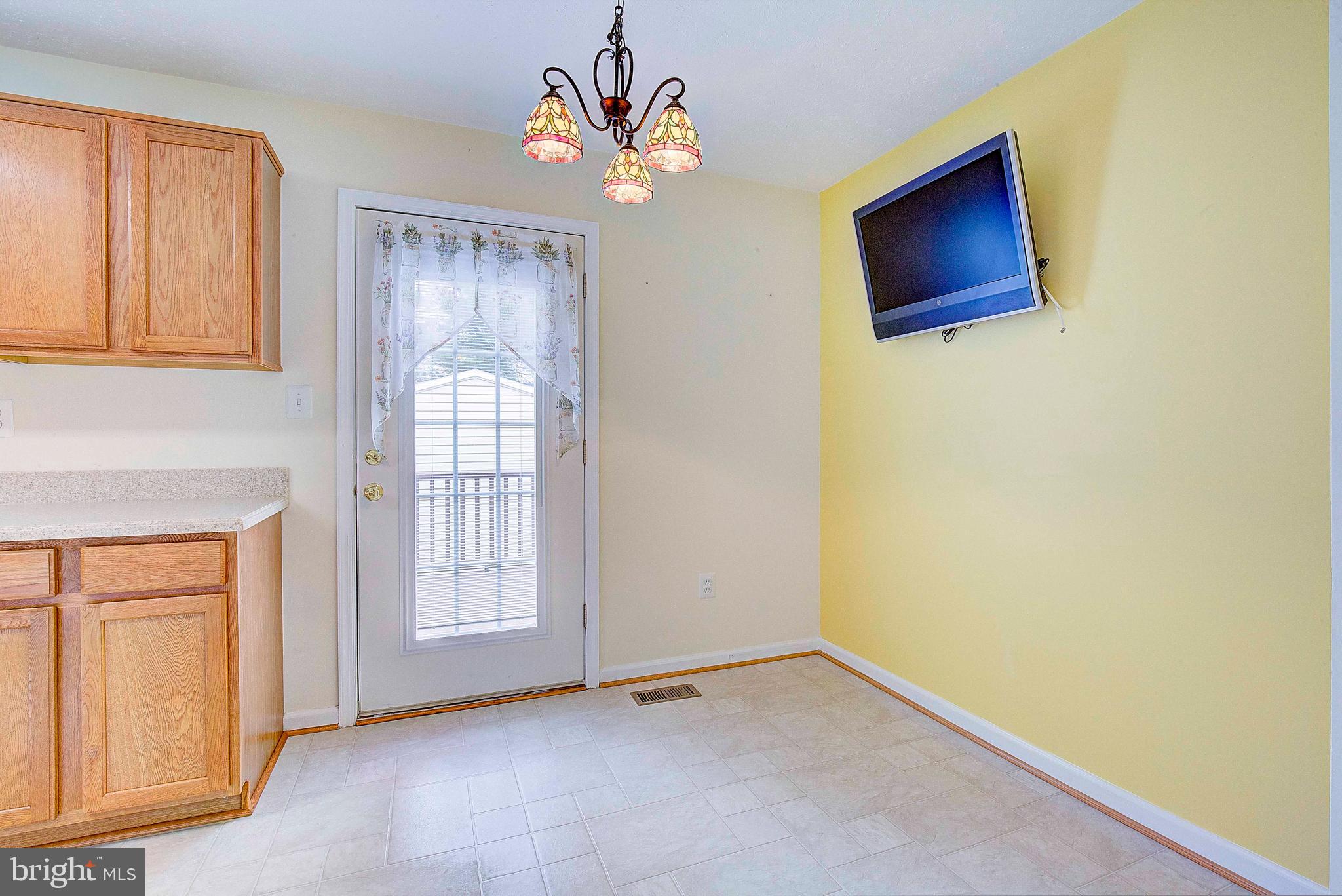 FARMINGTON VILLAGE - Residential