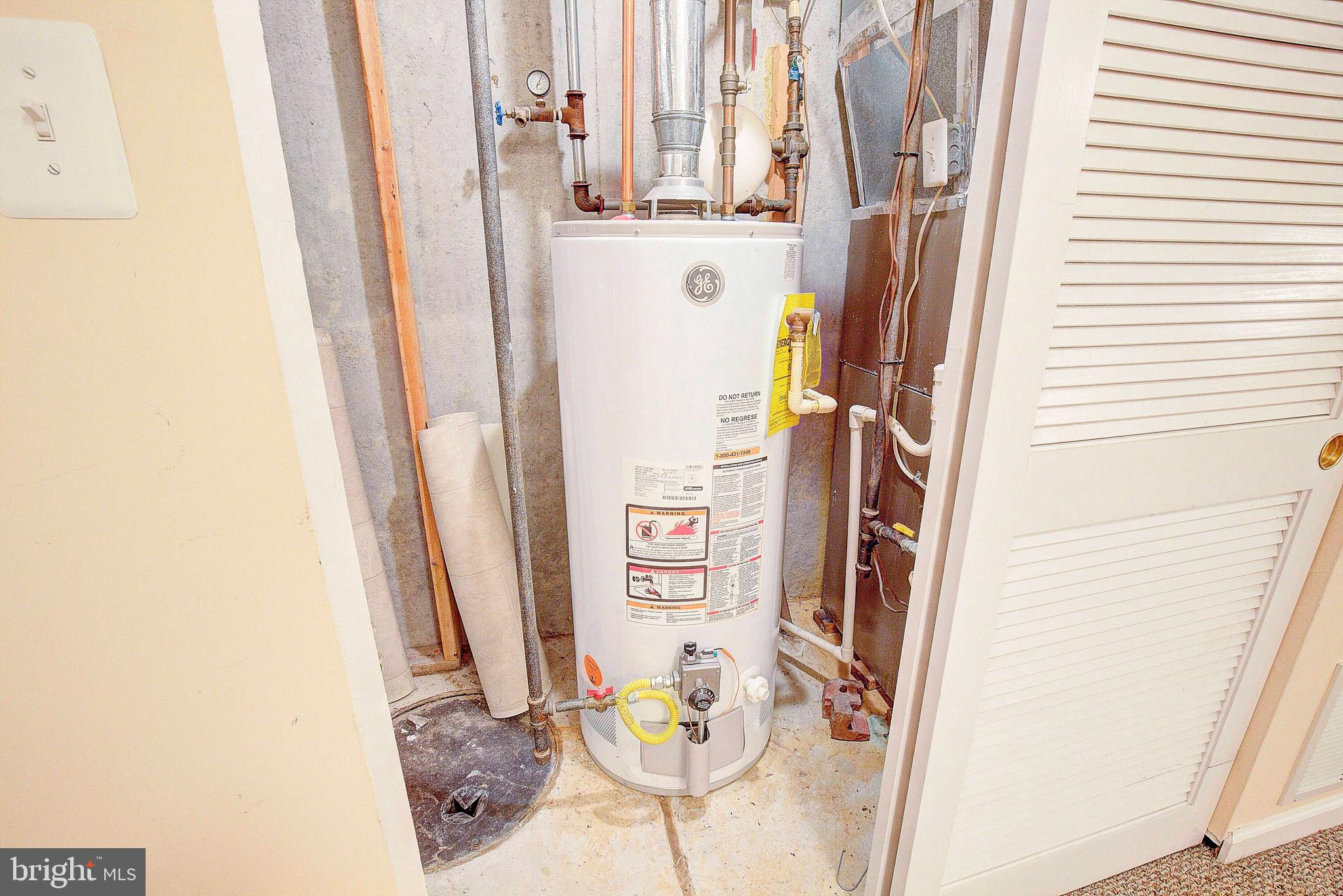 FARMINGTON VILLAGE - Residential