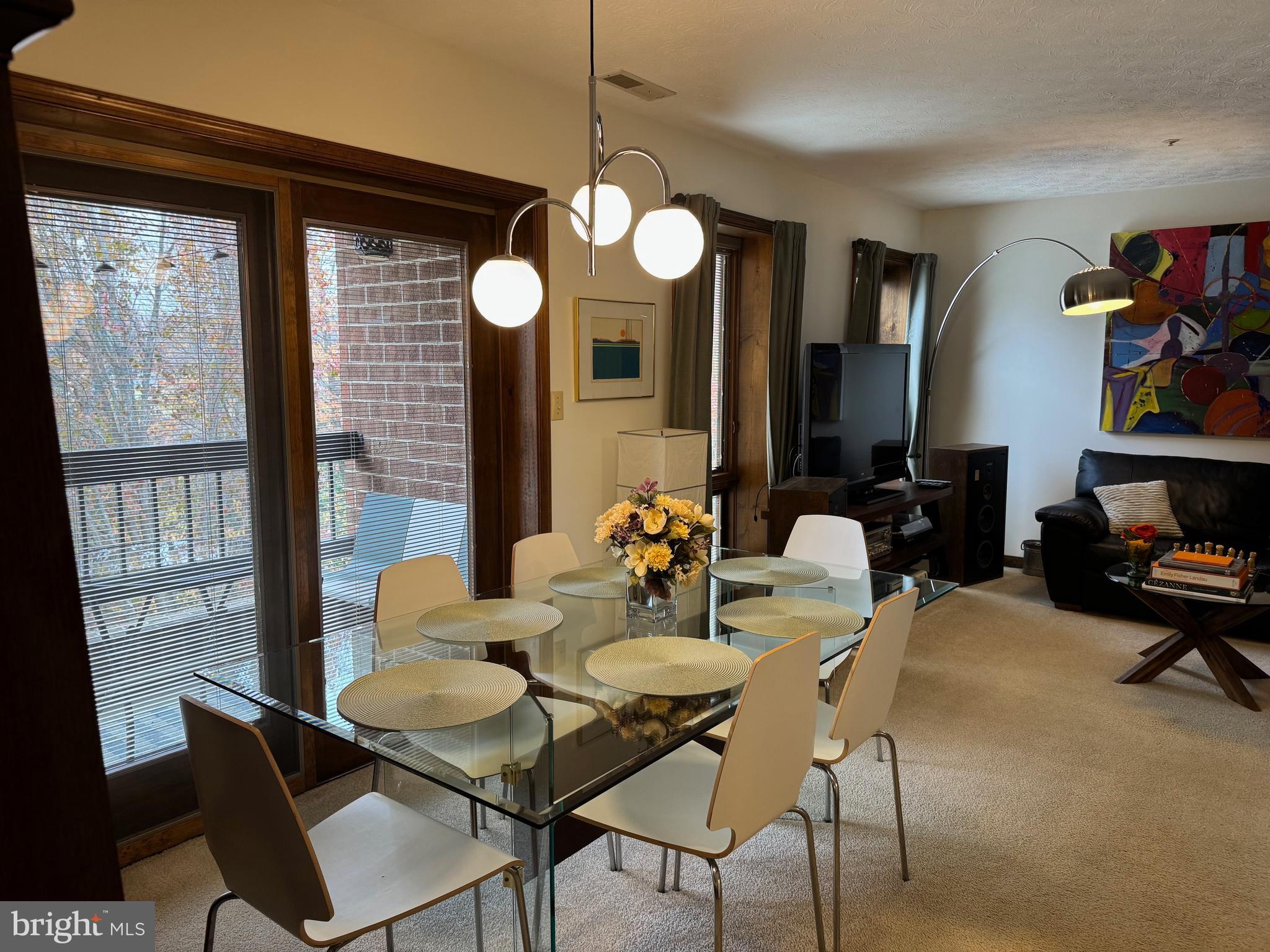 44792 LOCUST RIDGE COURT 858