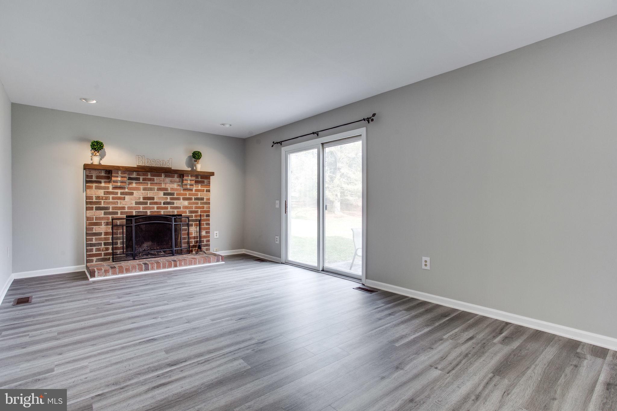 POTOMAC RIDGE - Residential