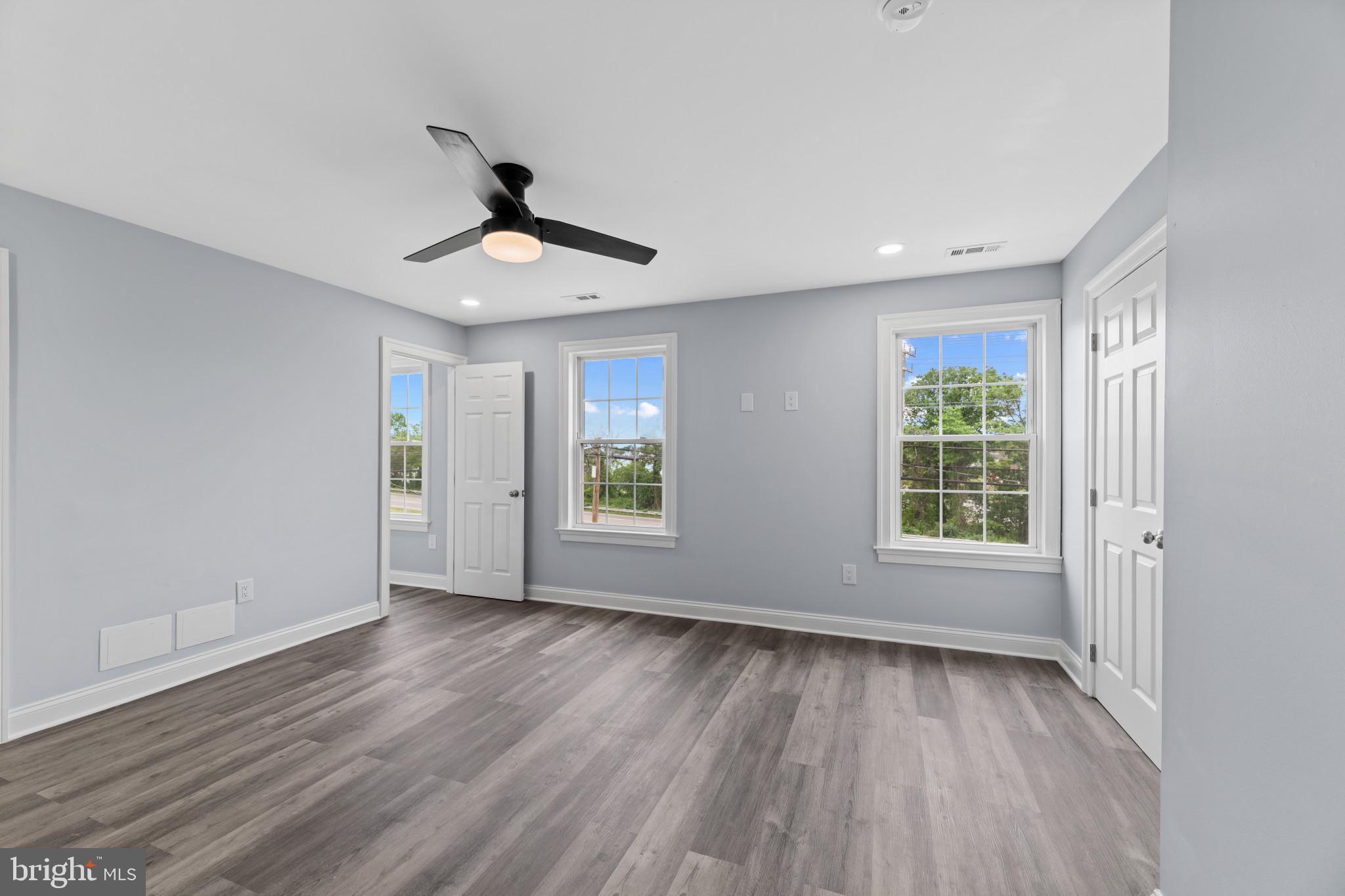 SUNSET BEACH - Residential