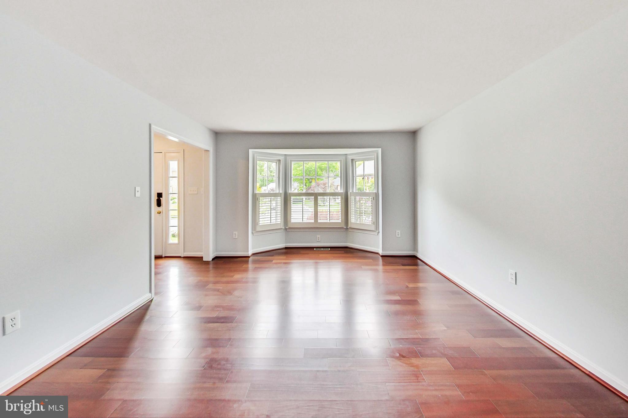 CROSSPOINTE - Residential