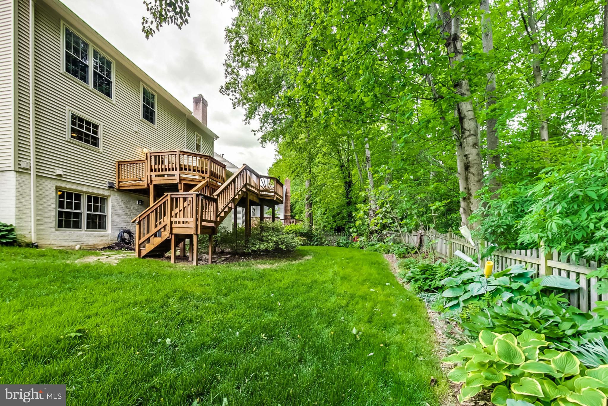 CROSSPOINTE - Residential