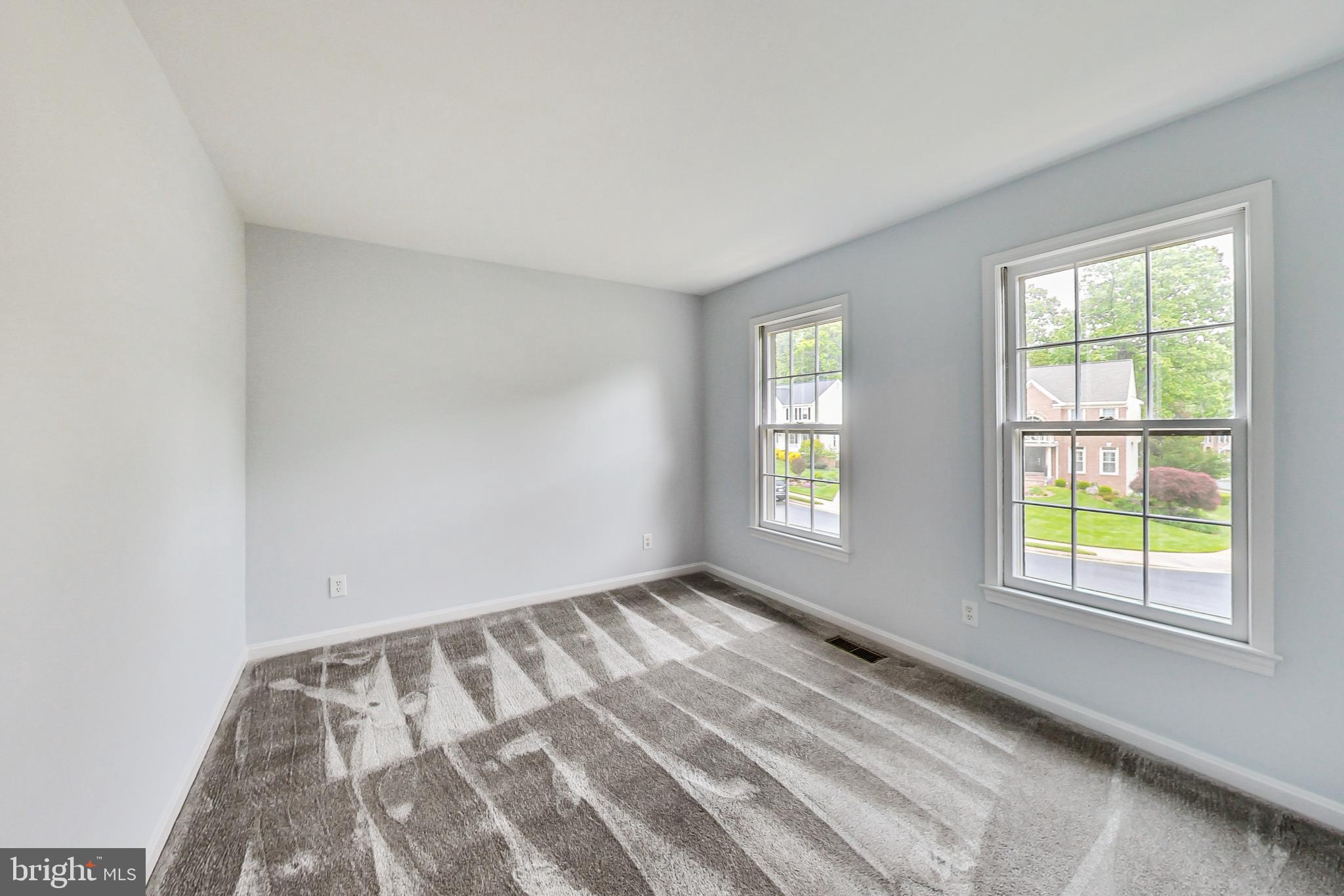 CROSSPOINTE - Residential