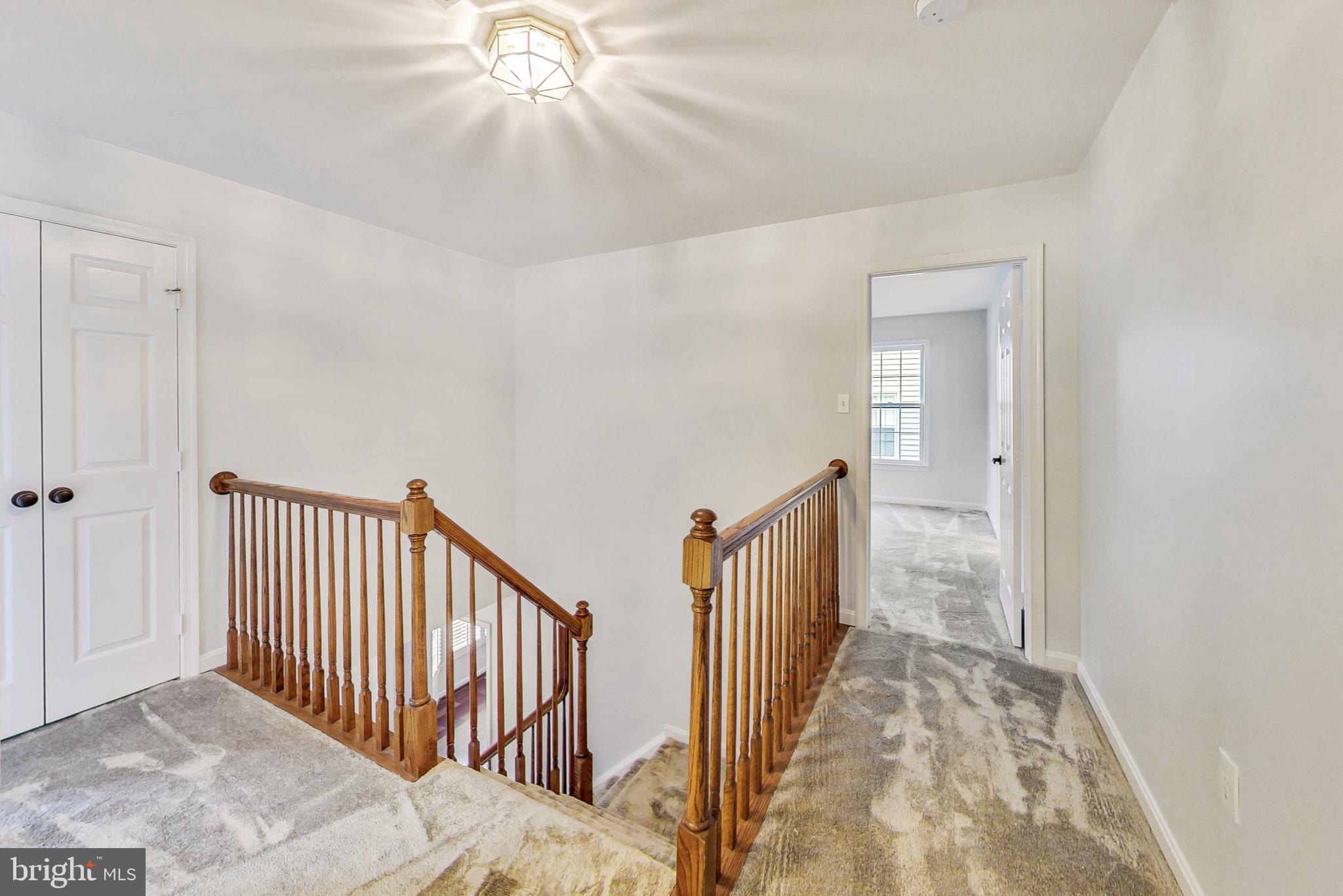 CROSSPOINTE - Residential