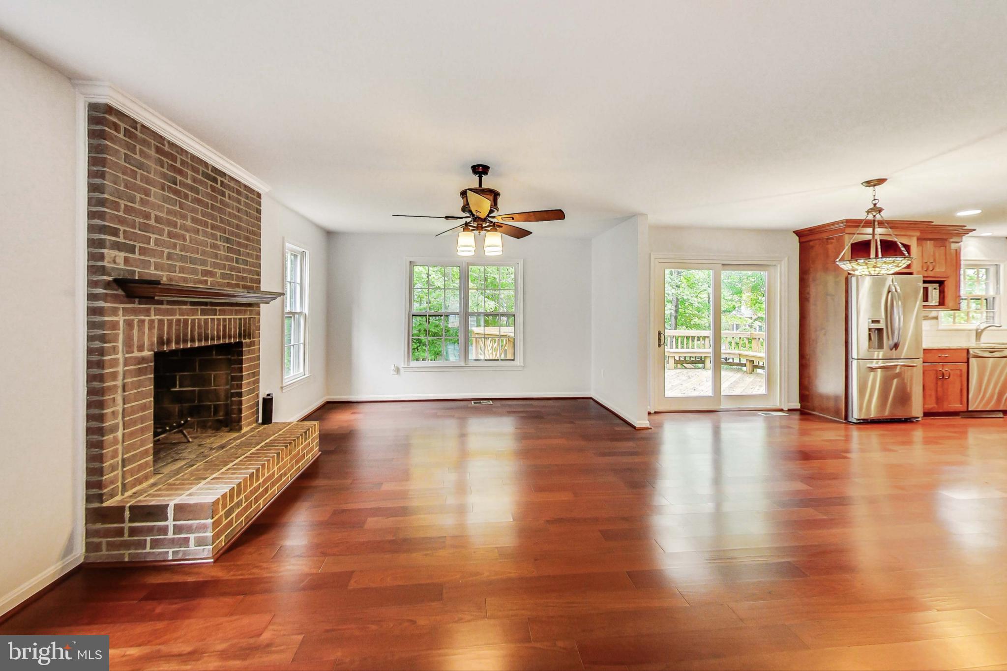 CROSSPOINTE - Residential