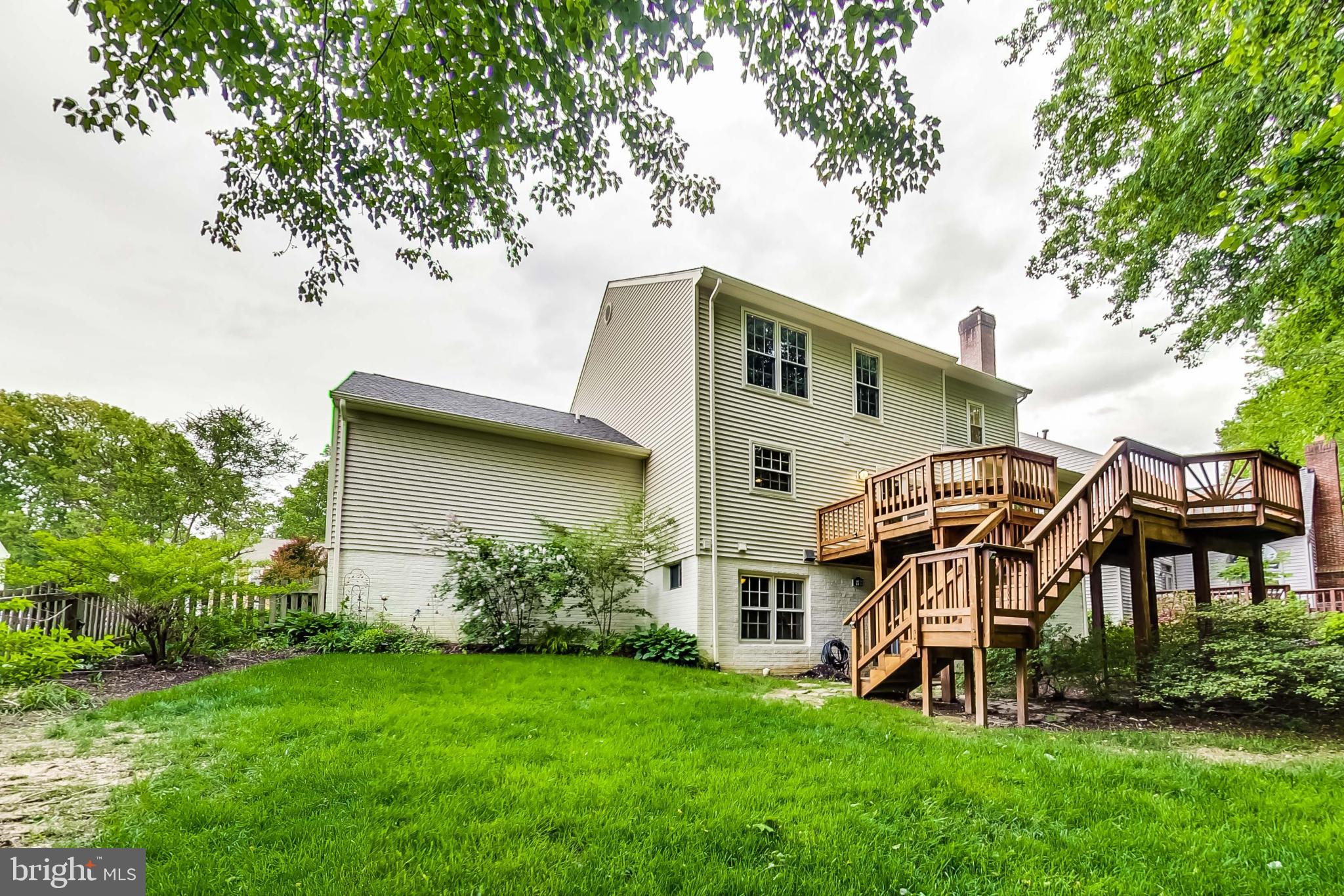 CROSSPOINTE - Residential