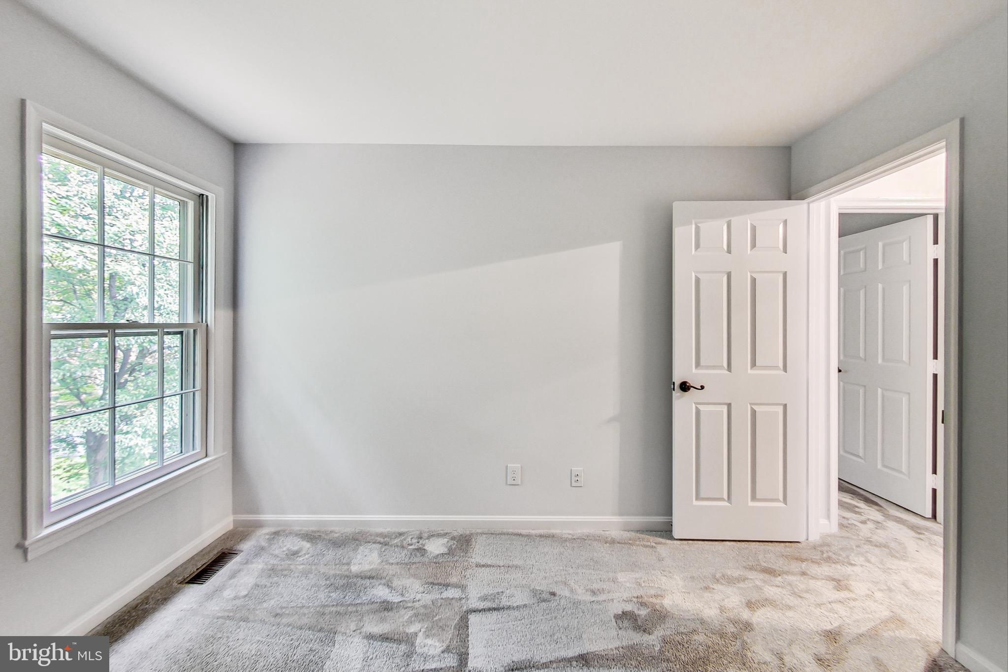 CROSSPOINTE - Residential