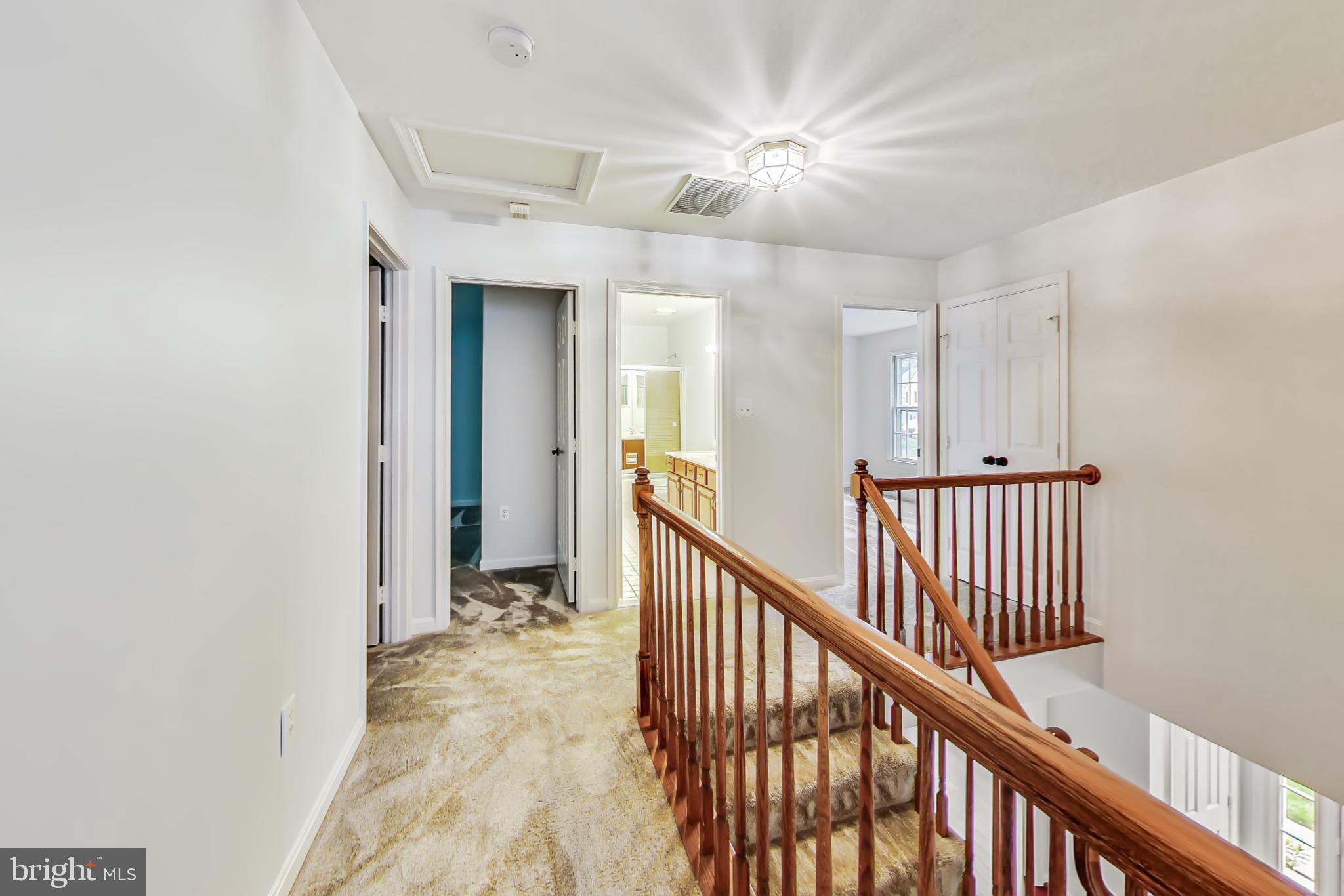 CROSSPOINTE - Residential