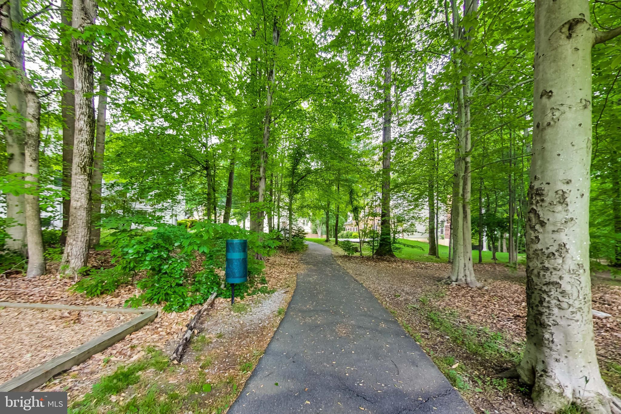 CROSSPOINTE - Residential