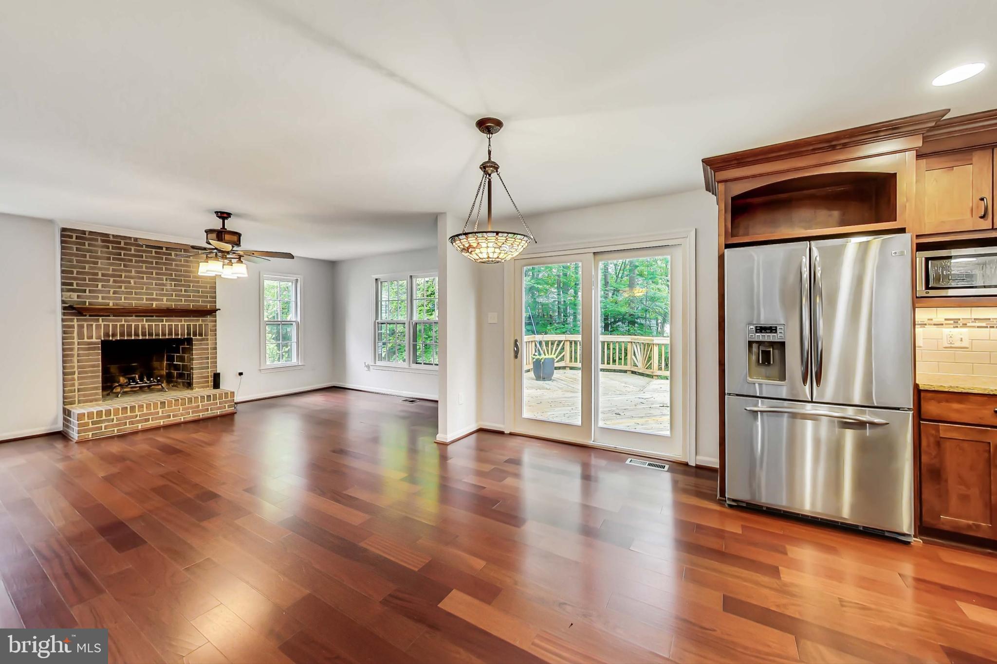 CROSSPOINTE - Residential