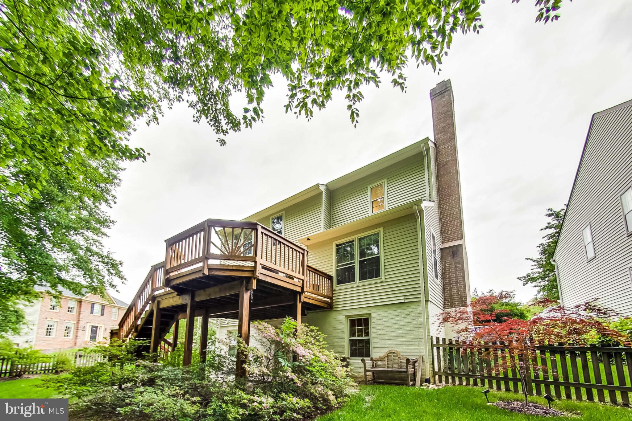 CROSSPOINTE - Residential