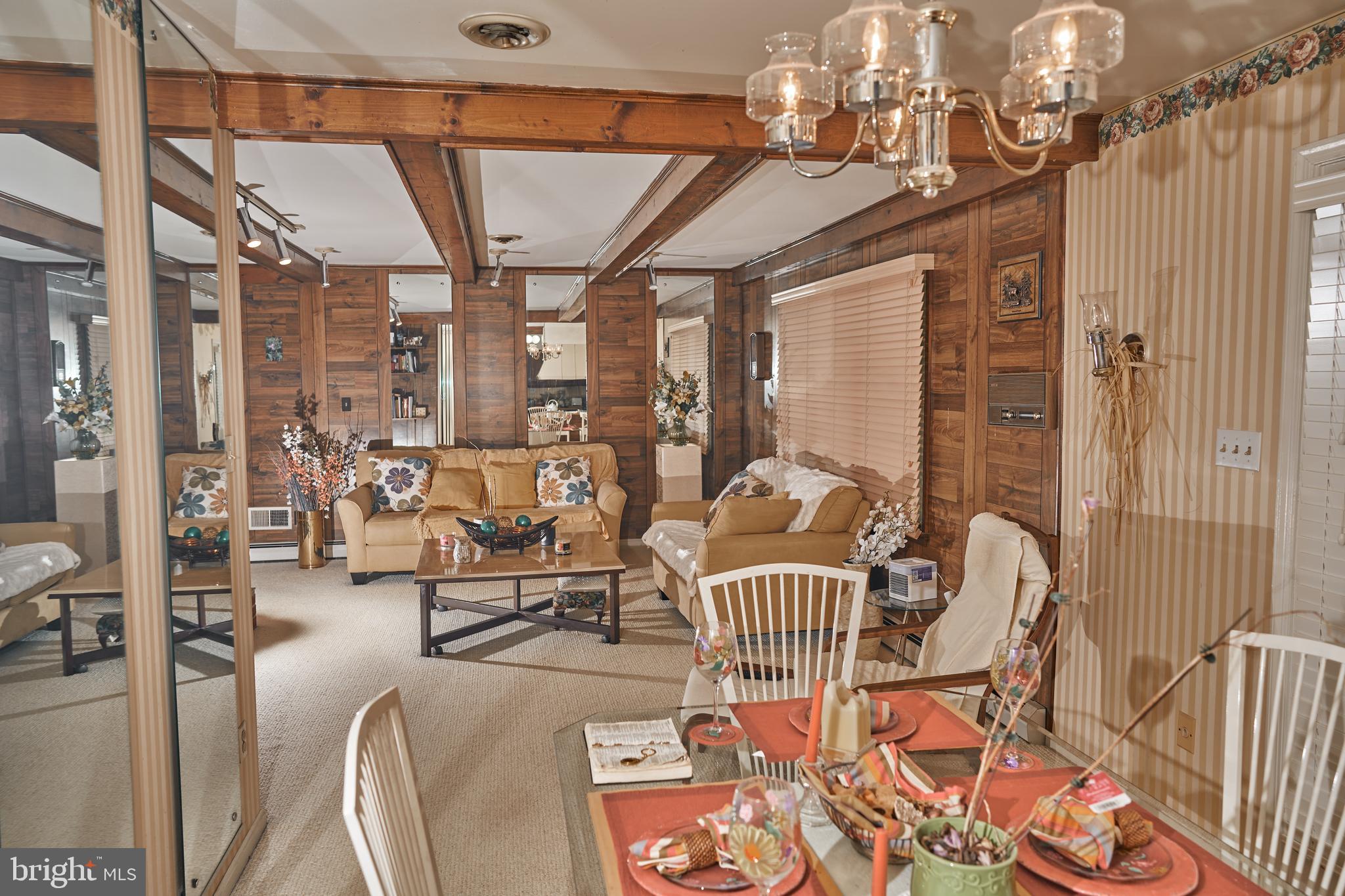 PARADISE ACRES - Residential