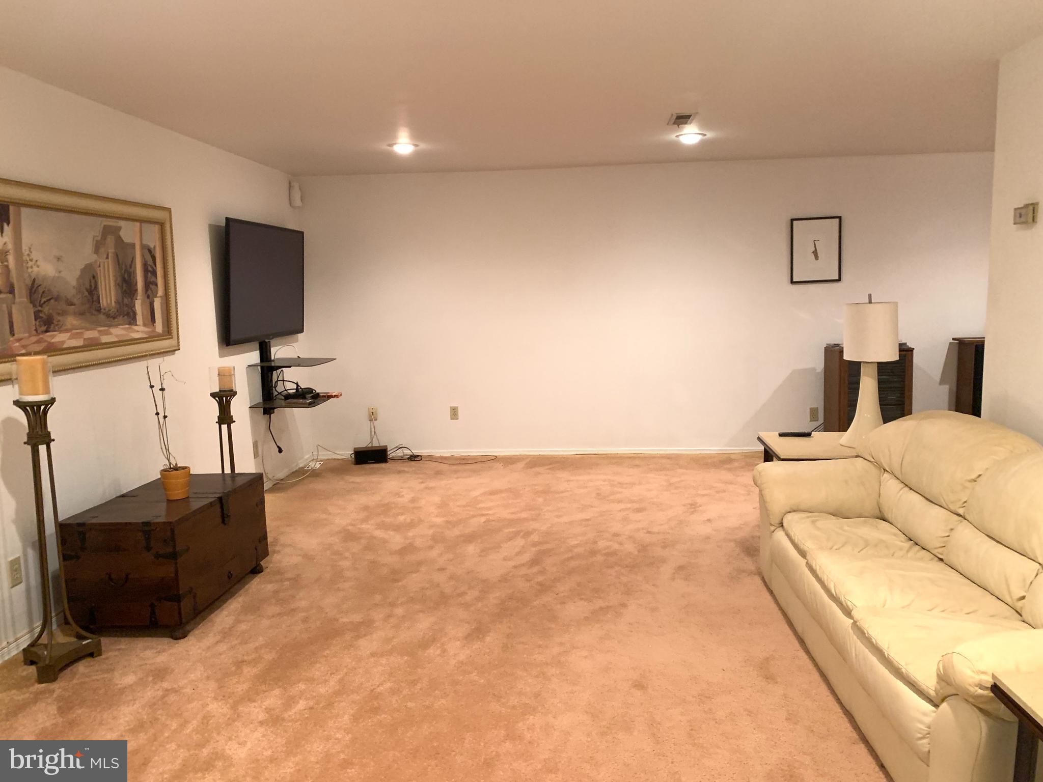 PARADISE ACRES - Residential