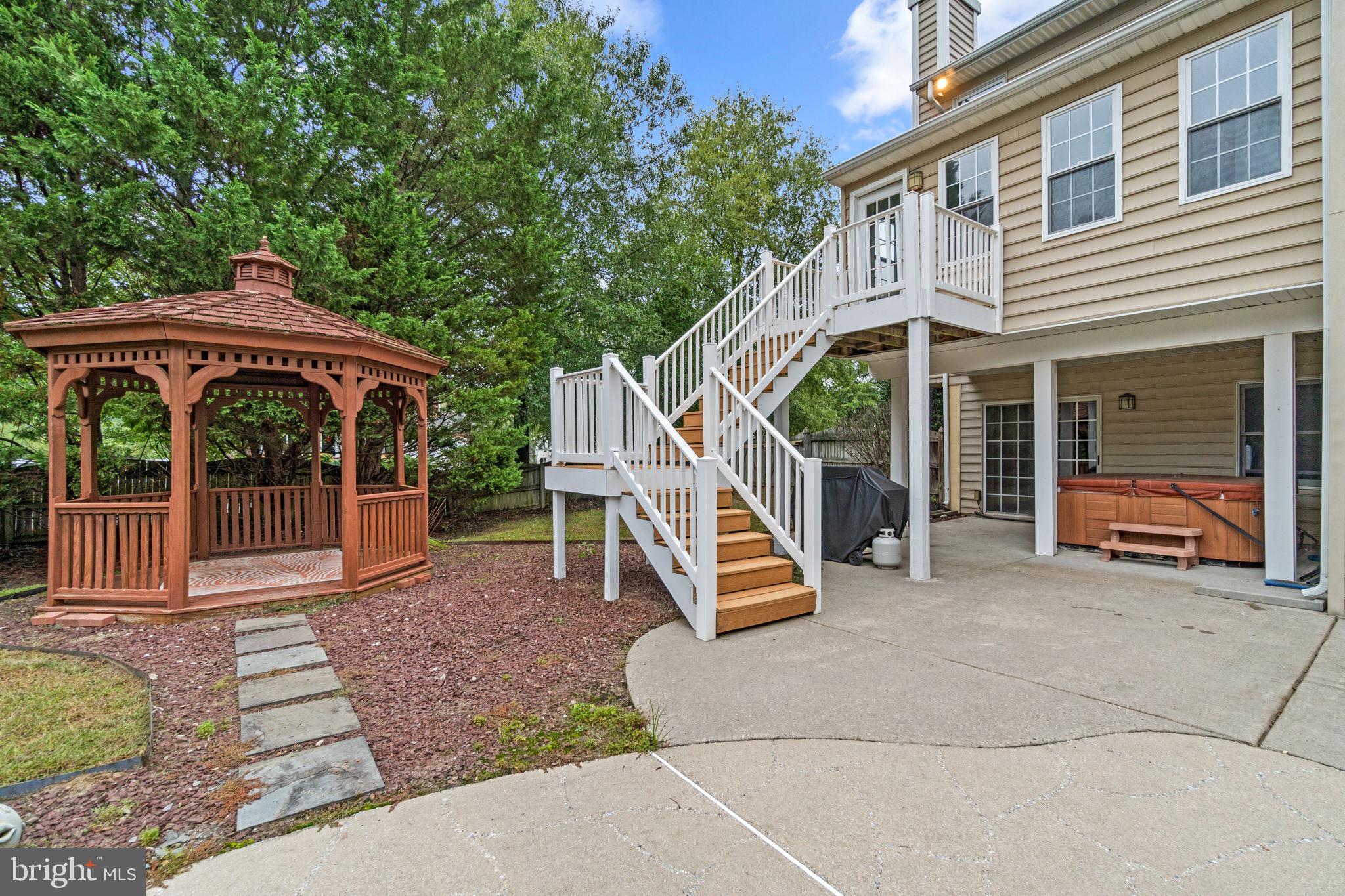 WORTHINGTON PARK - Residential