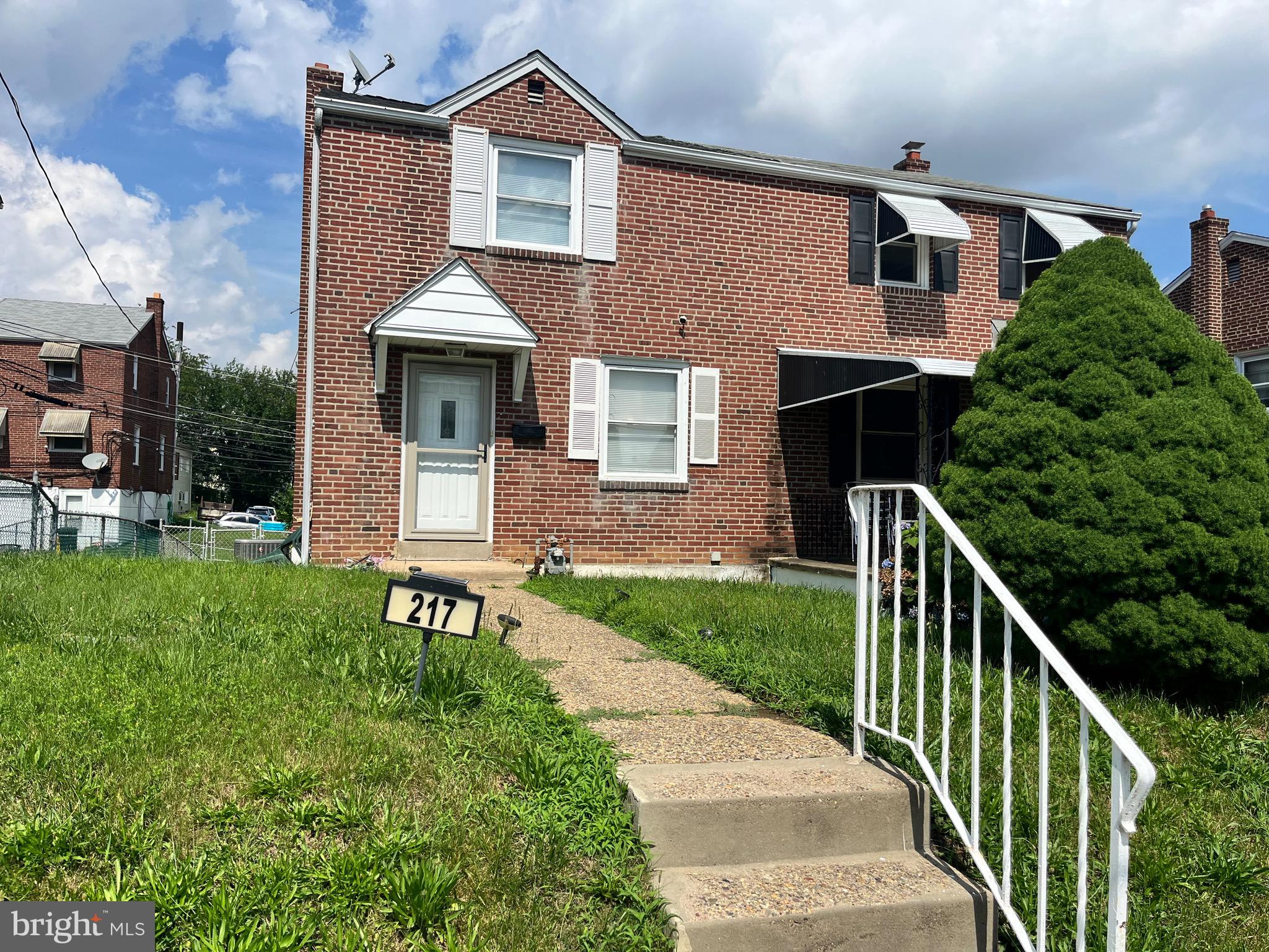 Welcome to this beautiful twin home that feels like a single while inside, the features are 3 bedrooms 2 full bathrooms, nice hardwood floors thru out, this home was recently updated and shows pride of ownership. there is a new furnace and central air conditioner unit that was installed a year ago, the roof is within 5 years young, the basement is finished and includes a full bathroom with a ceramic tiled stall shower, there is plenty of yard space for your enjoyment. off street parking and close to supermarkets and stores, home show beautiful, manicured lawns. schedule your visit today.