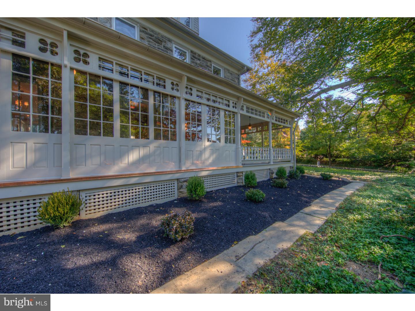 CHESTNUT HILL - Residential