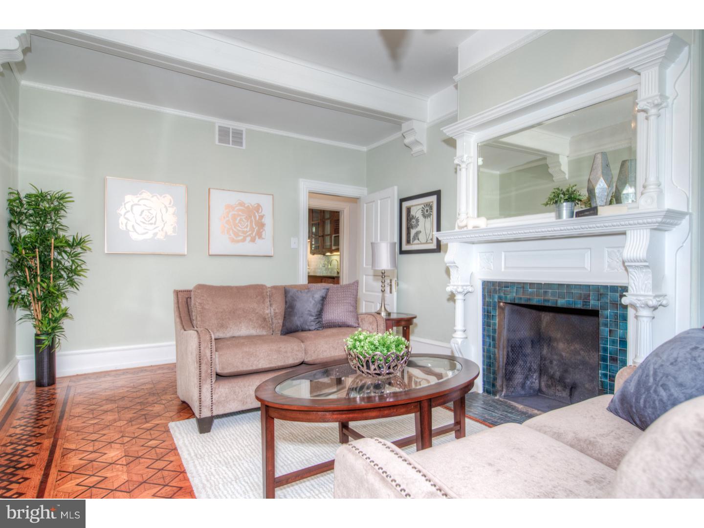 CHESTNUT HILL - Residential