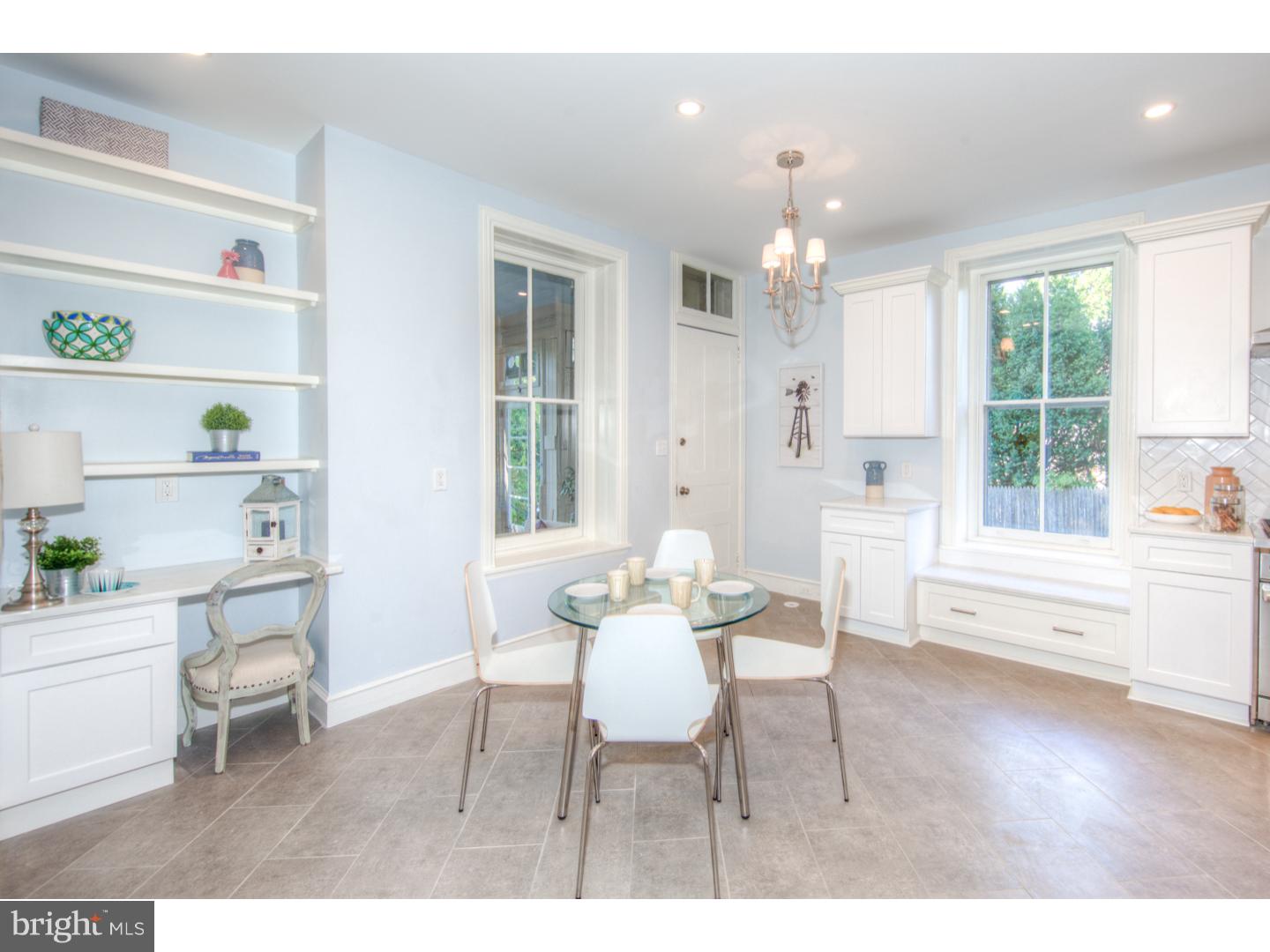 CHESTNUT HILL - Residential