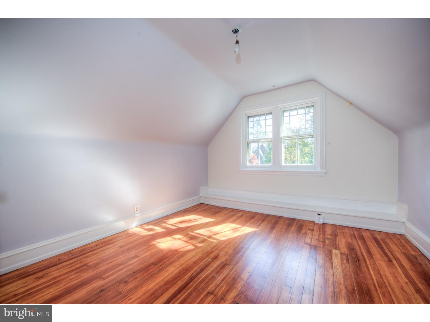 CHESTNUT HILL - Residential