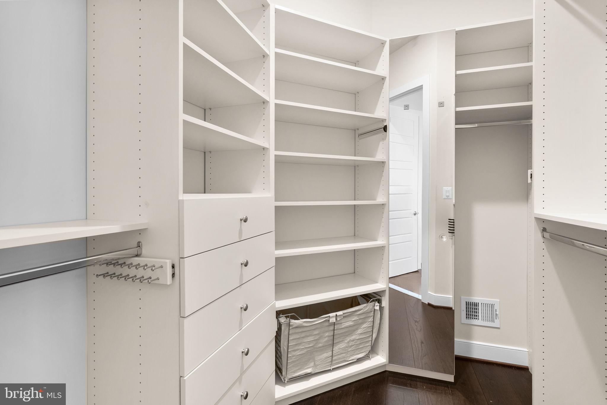 TWO RIVERS - Residential