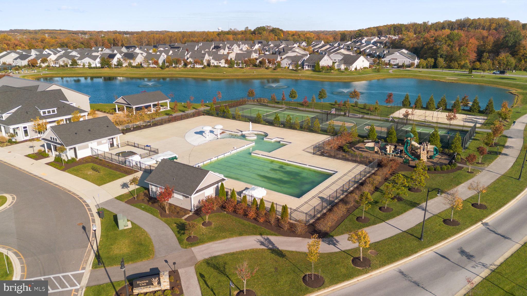 TWO RIVERS - Residential