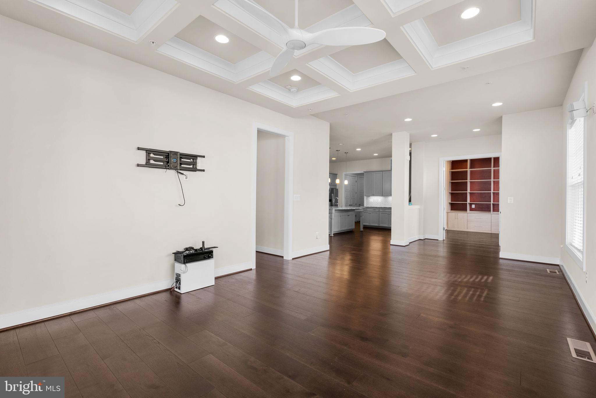 TWO RIVERS - Residential