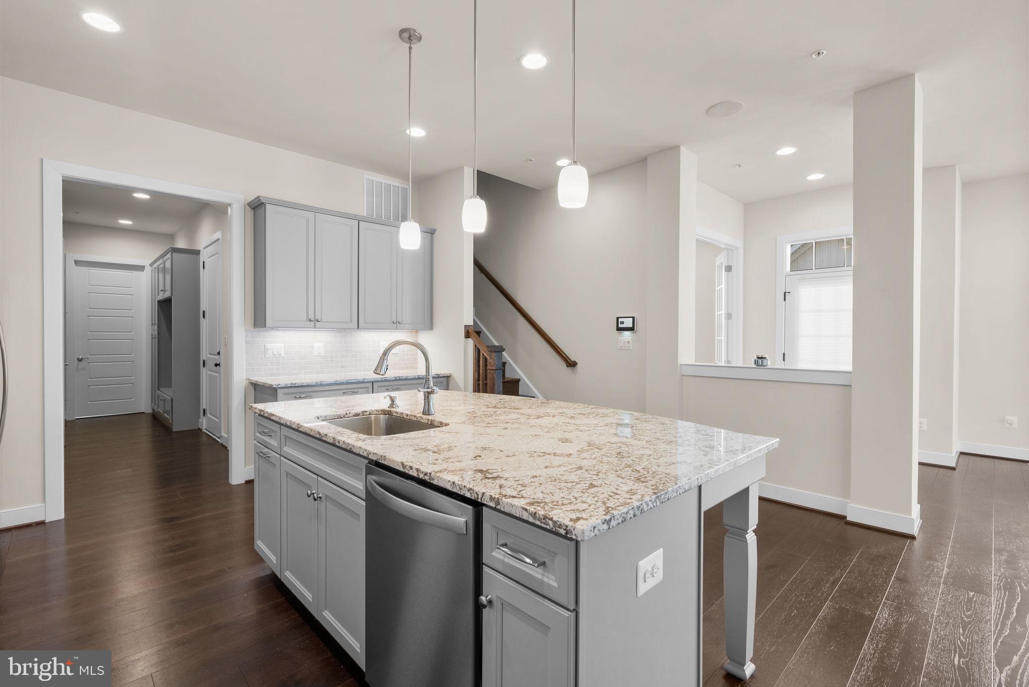 TWO RIVERS - Residential