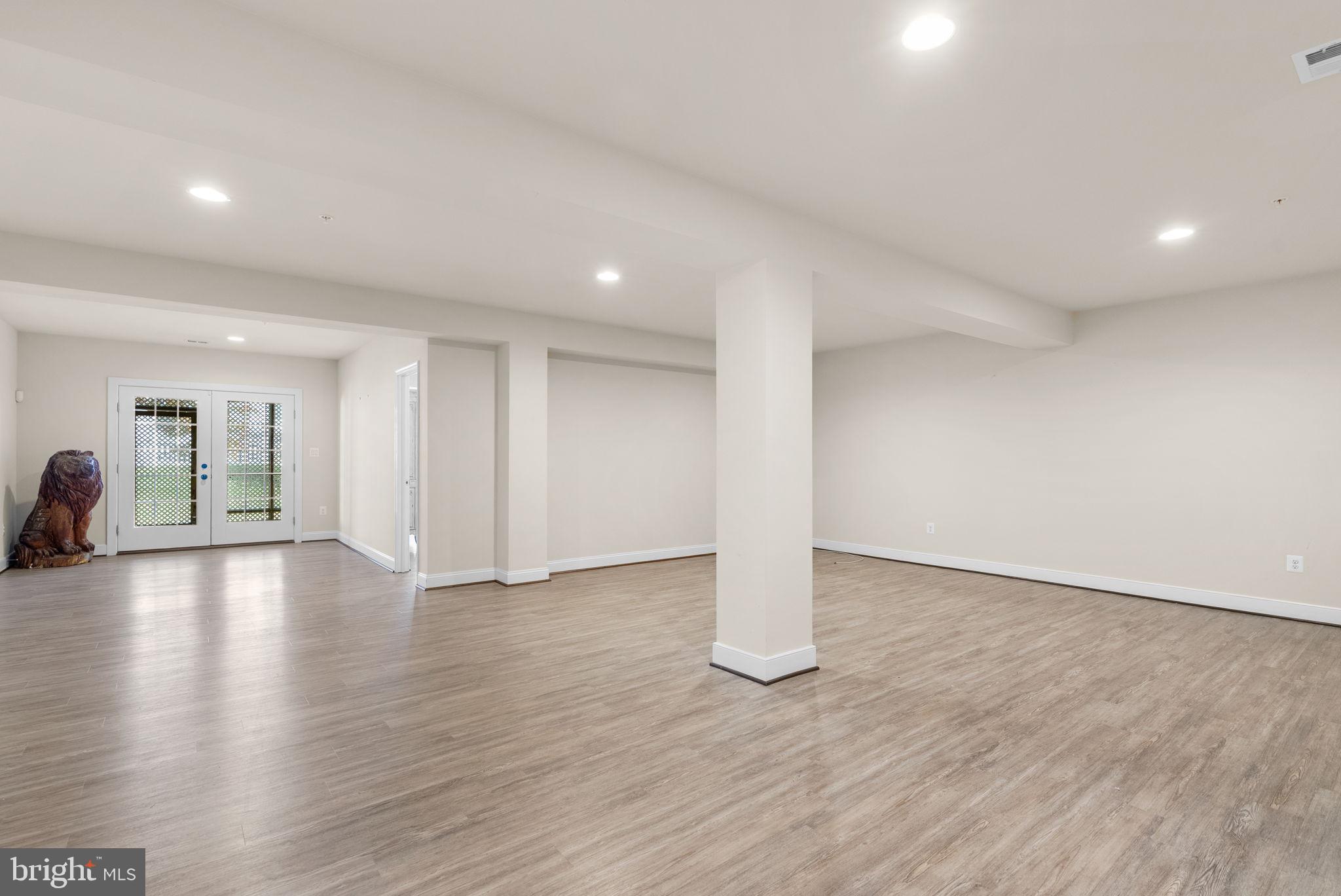 TWO RIVERS - Residential