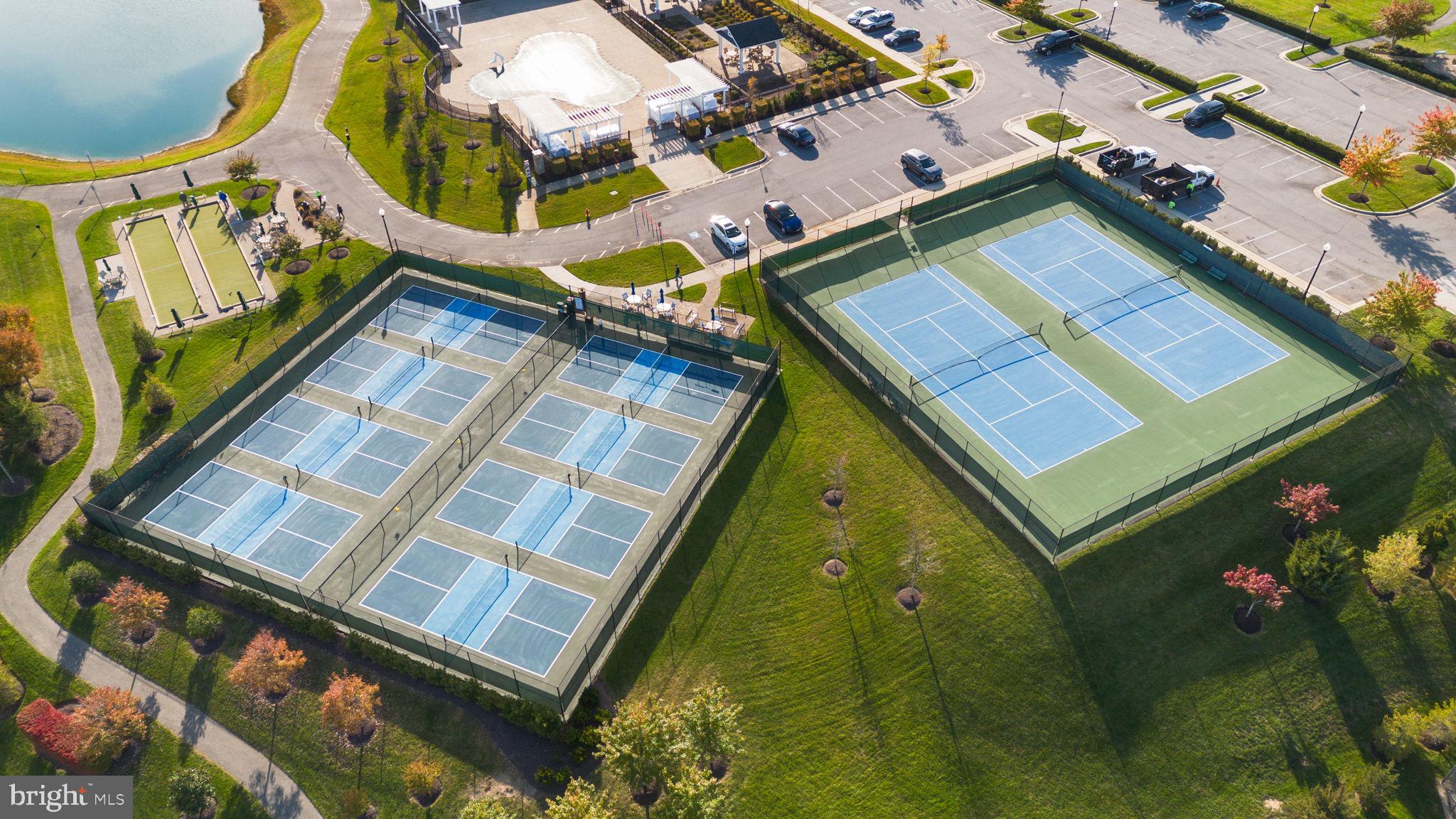 TWO RIVERS - Residential