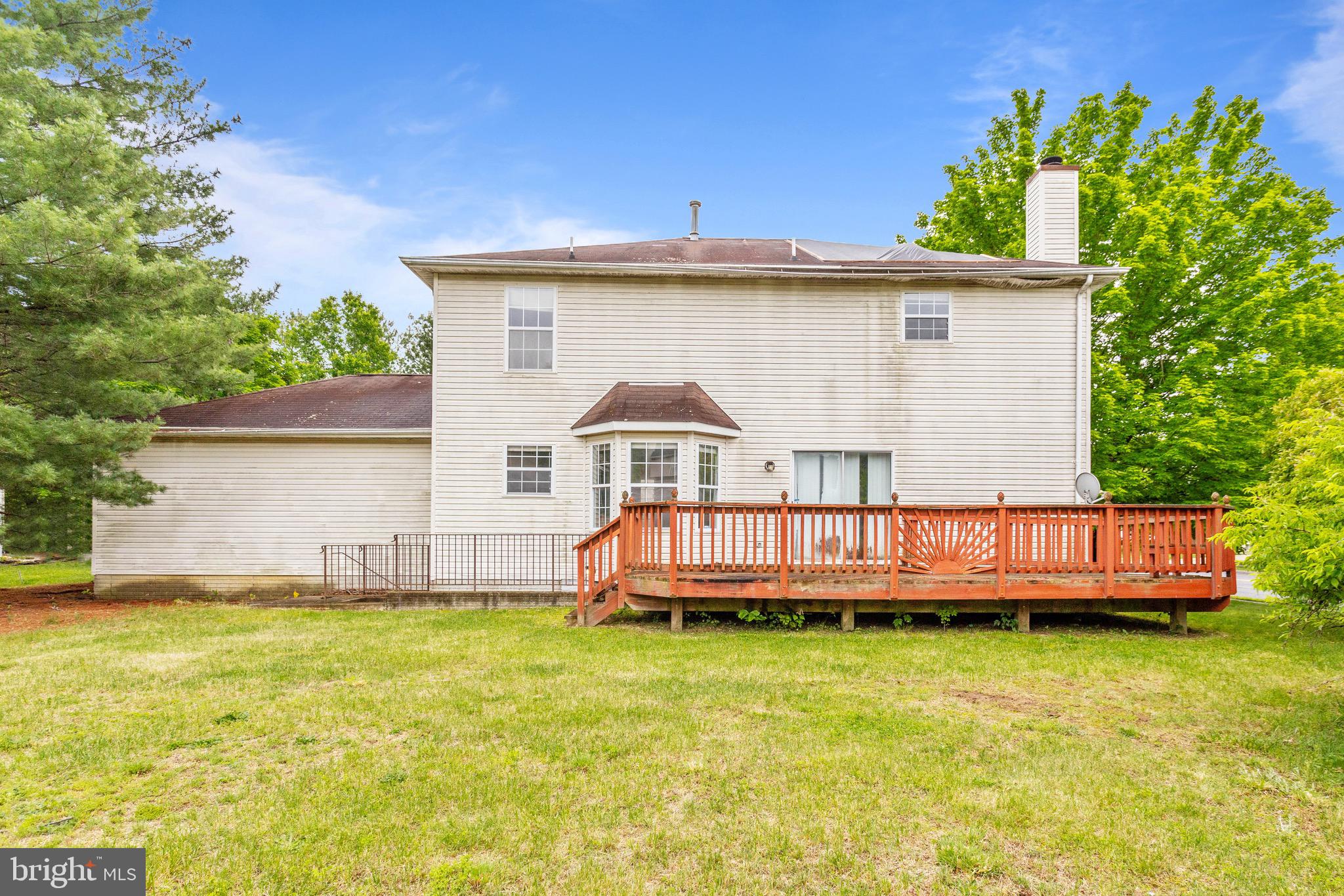 ARAGONA VILLAGE - Residential