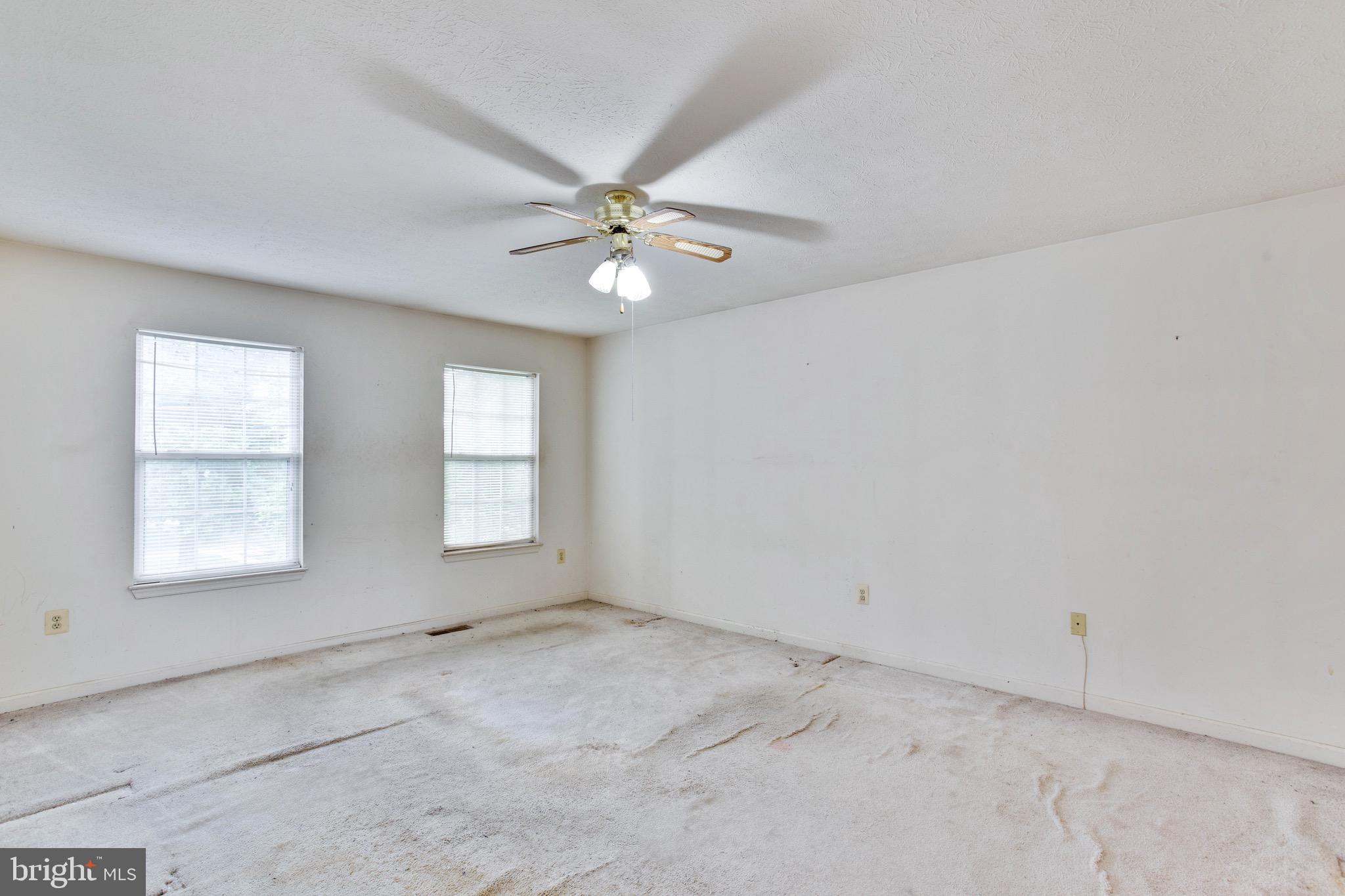 ARAGONA VILLAGE - Residential