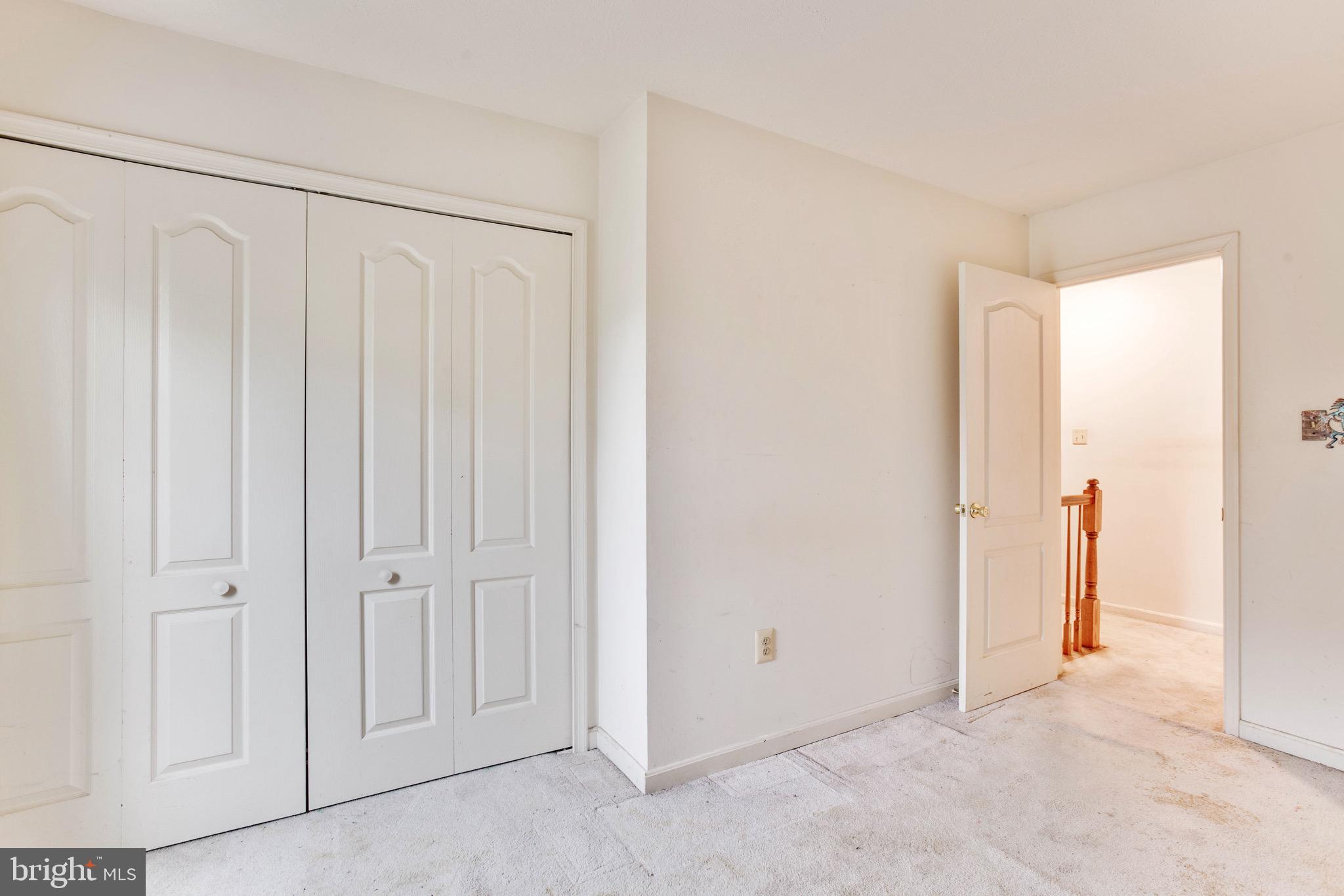 ARAGONA VILLAGE - Residential