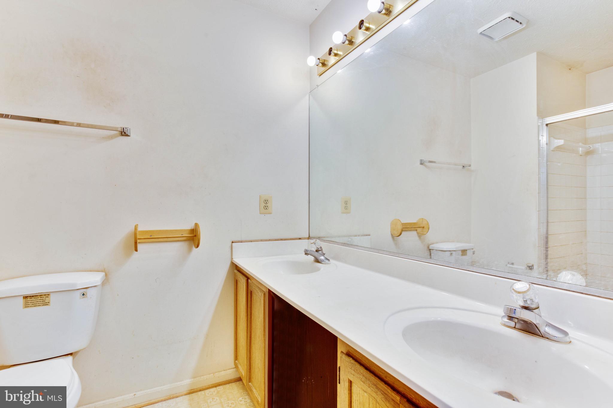 ARAGONA VILLAGE - Residential