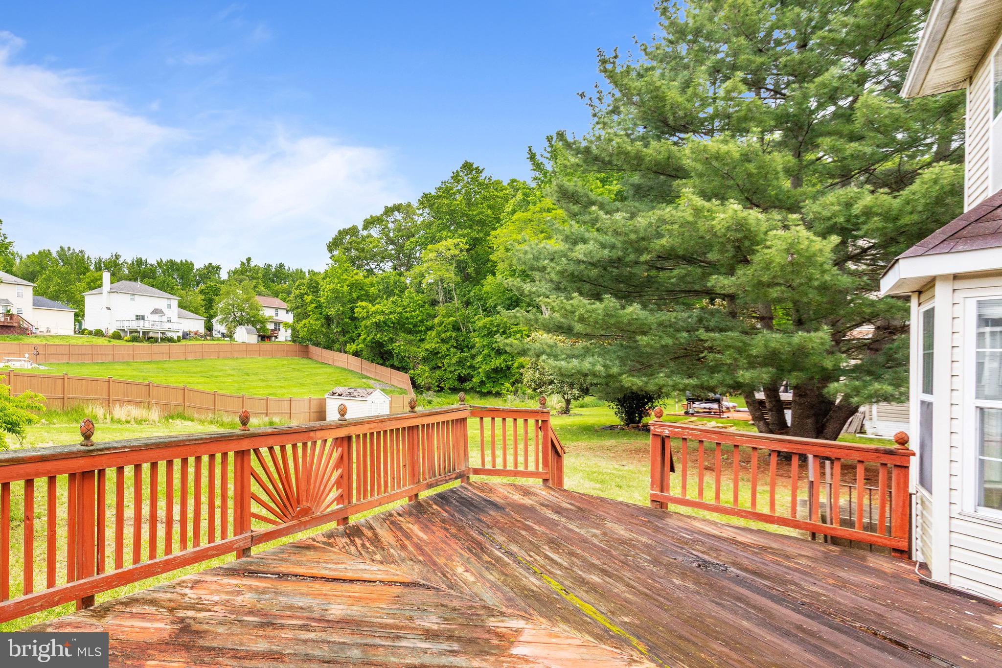 ARAGONA VILLAGE - Residential