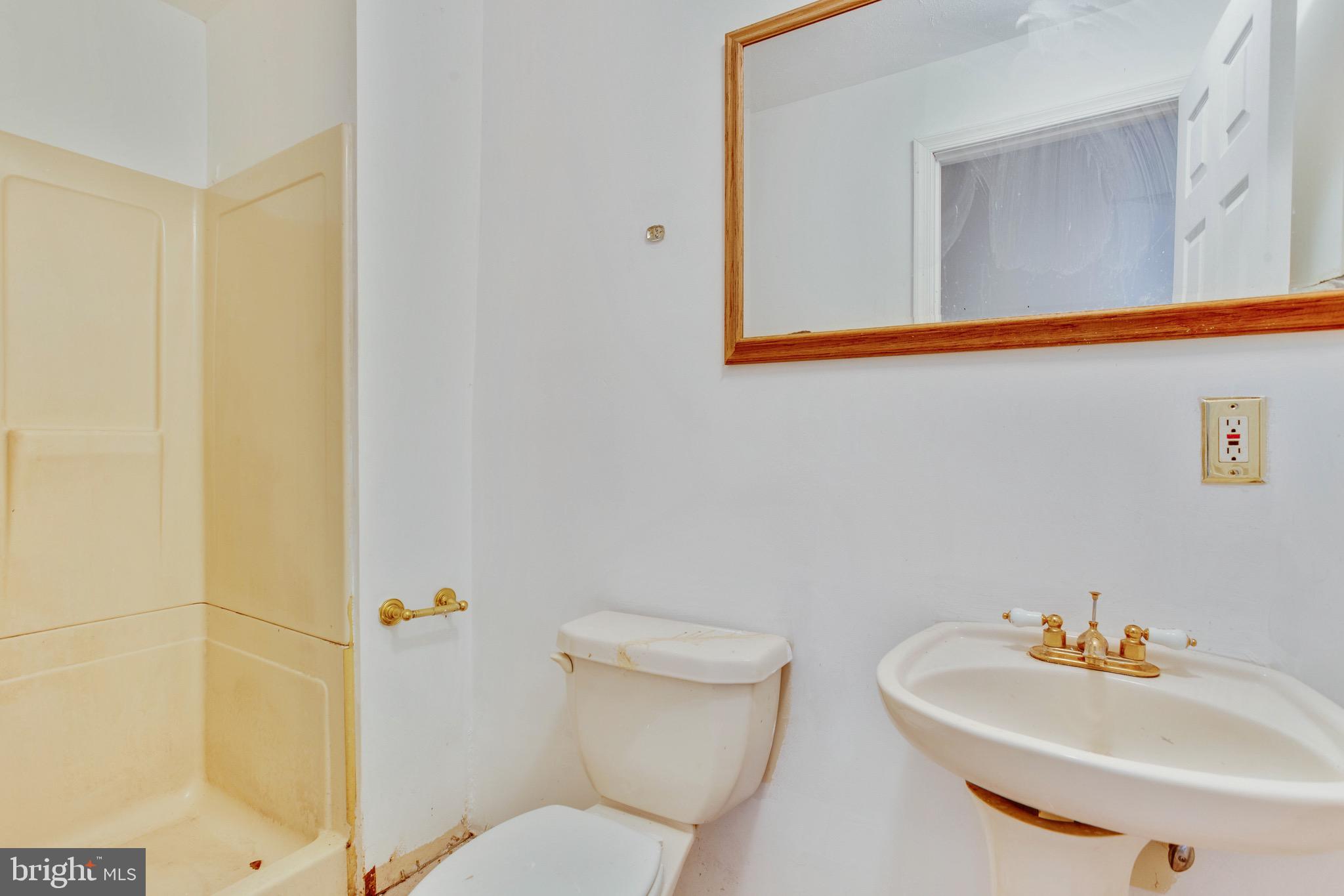 ARAGONA VILLAGE - Residential